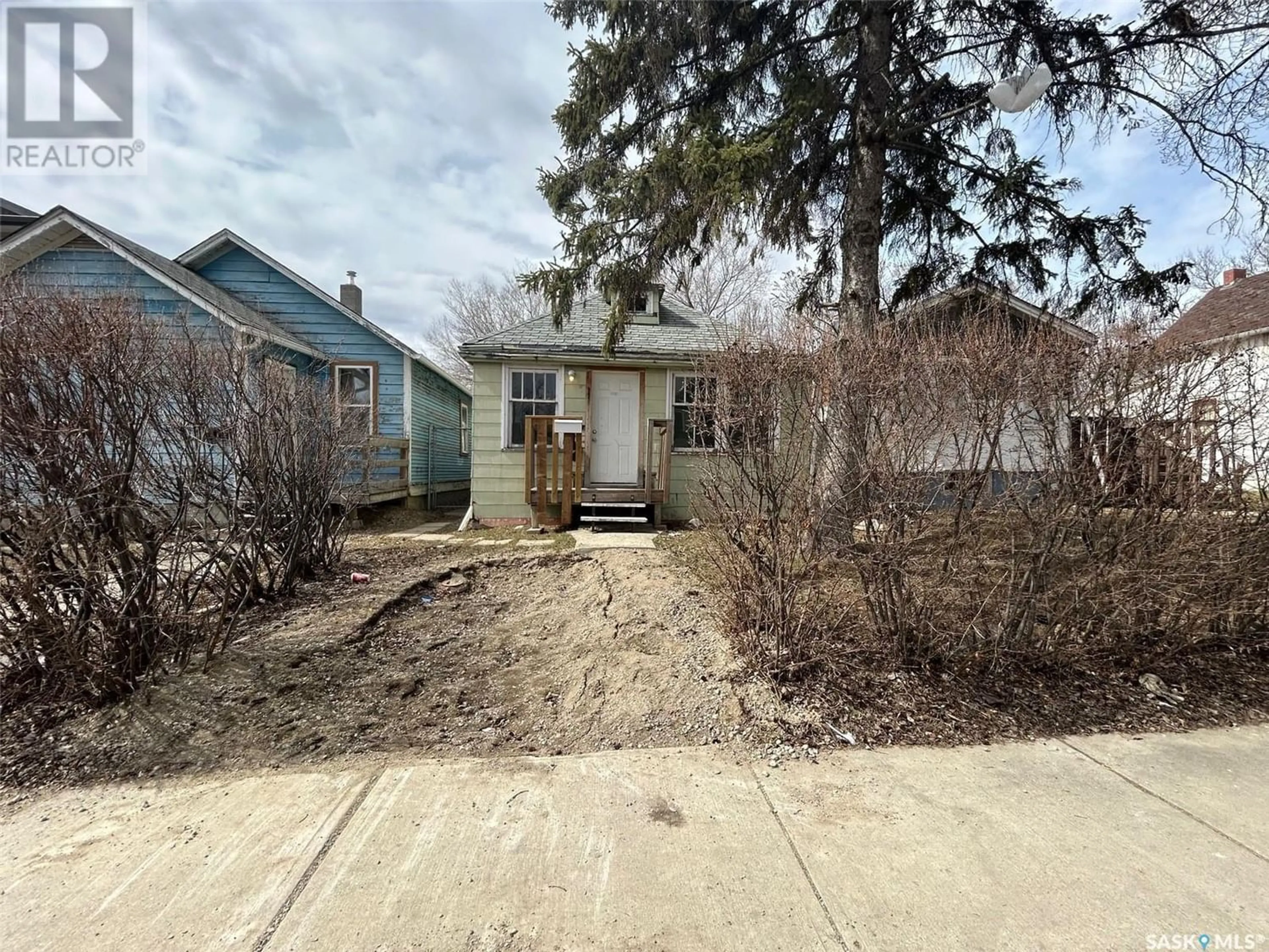 Frontside or backside of a home for 964 Retallack STREET, Regina Saskatchewan S4T2H1