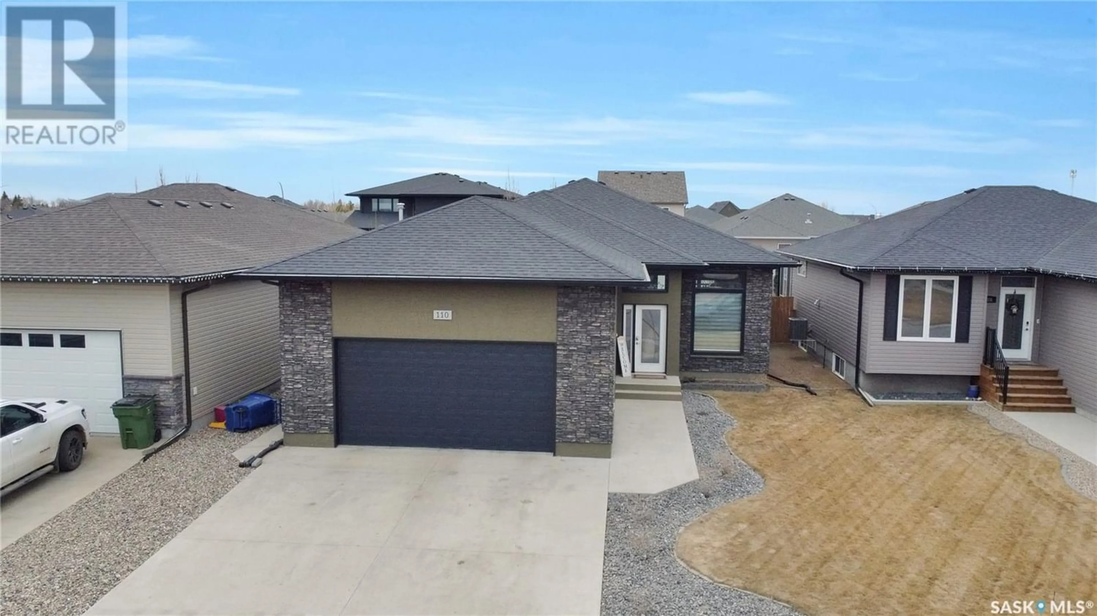 Frontside or backside of a home for 110 Hodges CRESCENT, Moose Jaw Saskatchewan S6J0B1