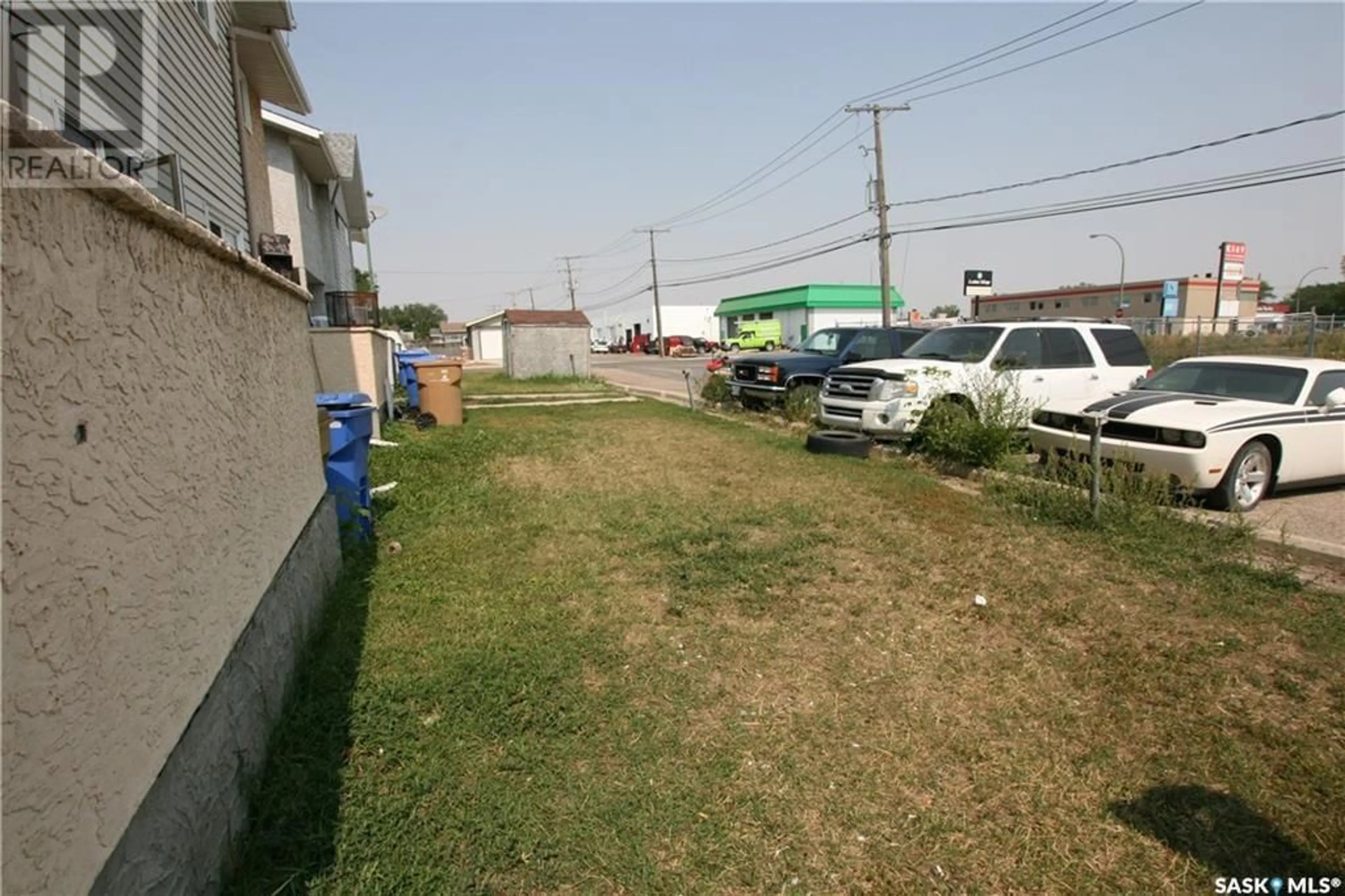 Frontside or backside of a home for 309 Angus STREET, Regina Saskatchewan S4R3K7