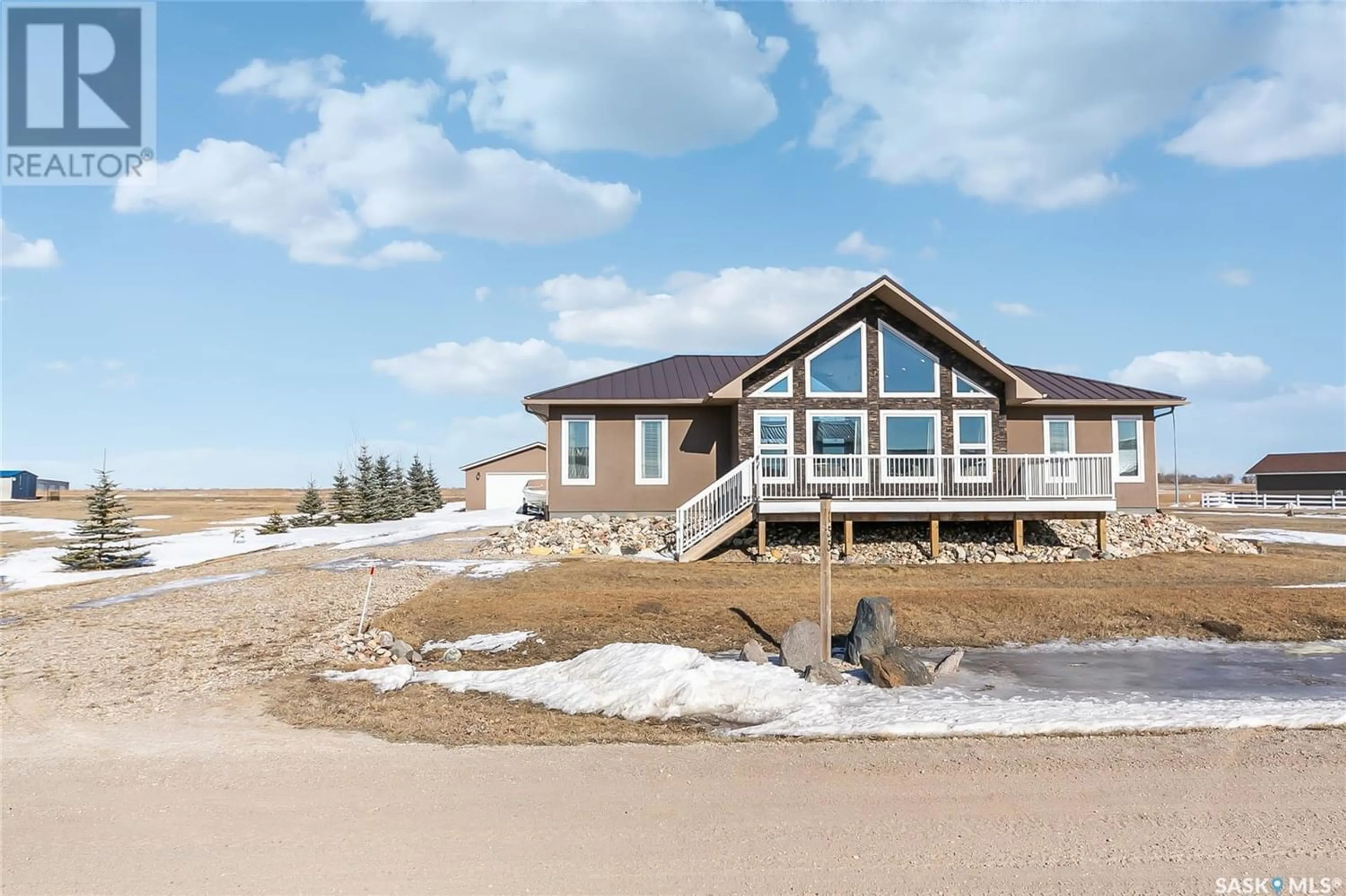 Frontside or backside of a home for 155 Gordon DRIVE, Collingwood Lakeshore Estates Saskatchewan S0G4V0