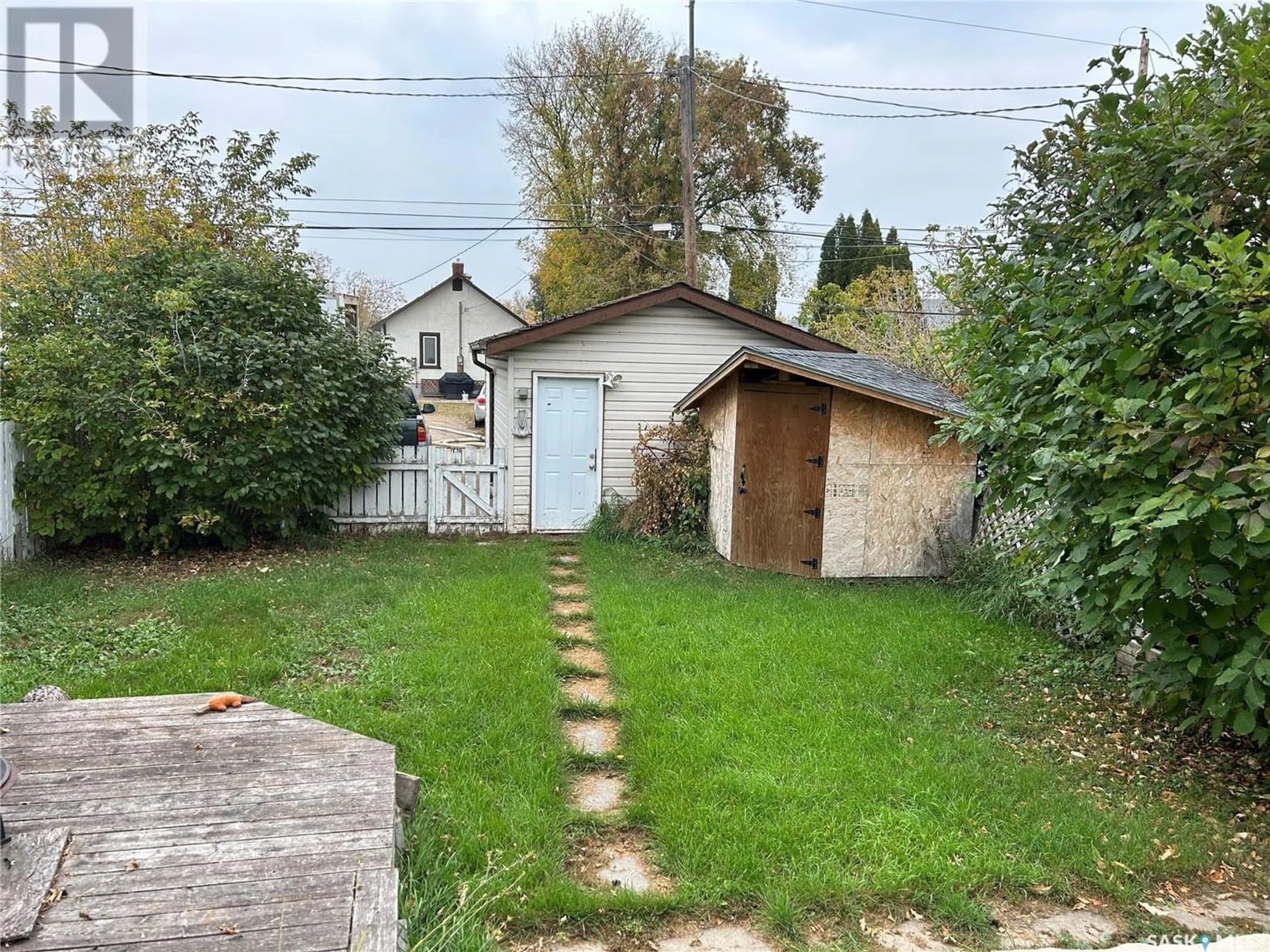 Frontside or backside of a home for 468 12th STREET E, Prince Albert Saskatchewan S6V1C4