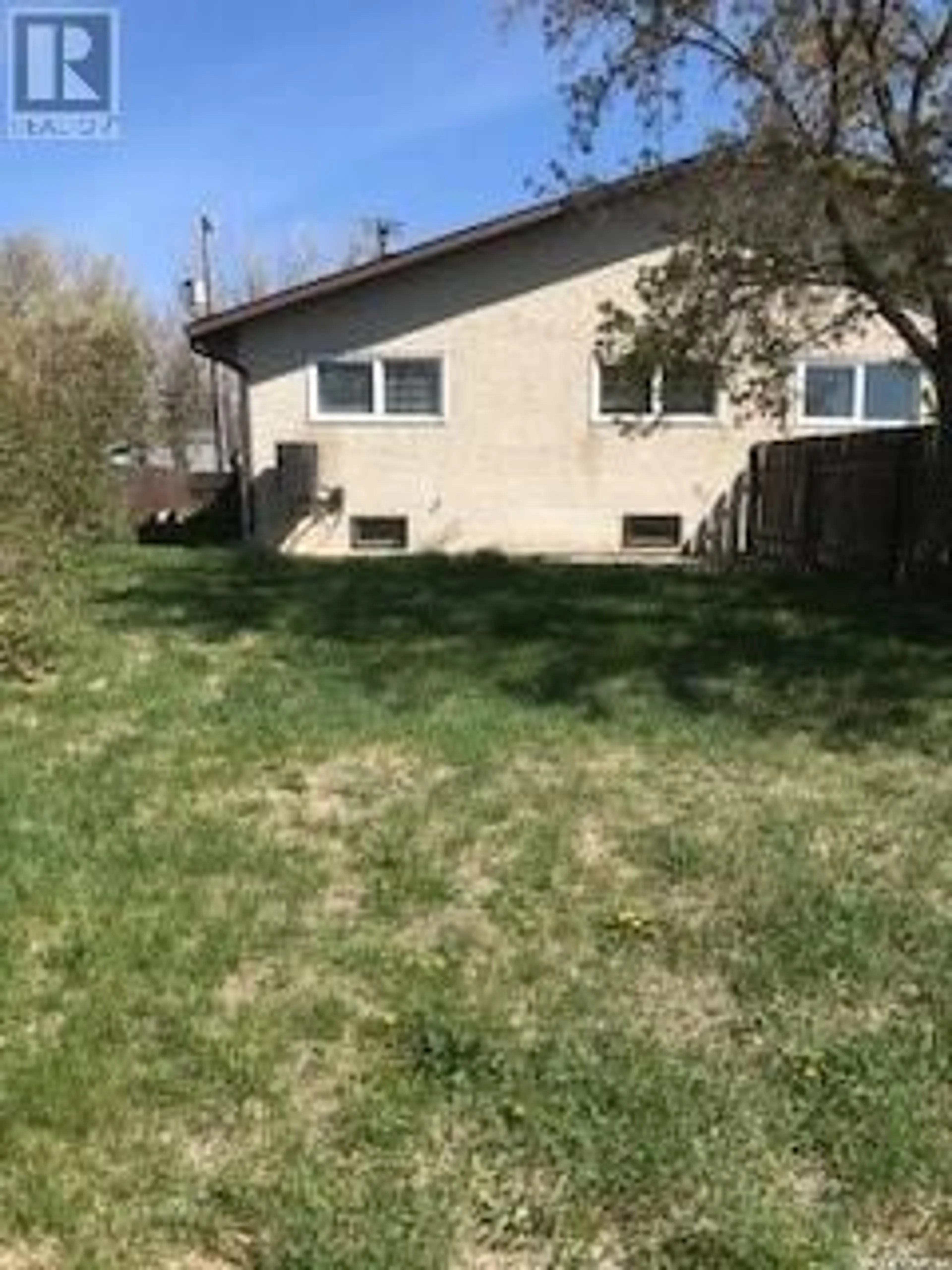 Frontside or backside of a home for 302 Perkins STREET, Estevan Saskatchewan S4A2K1