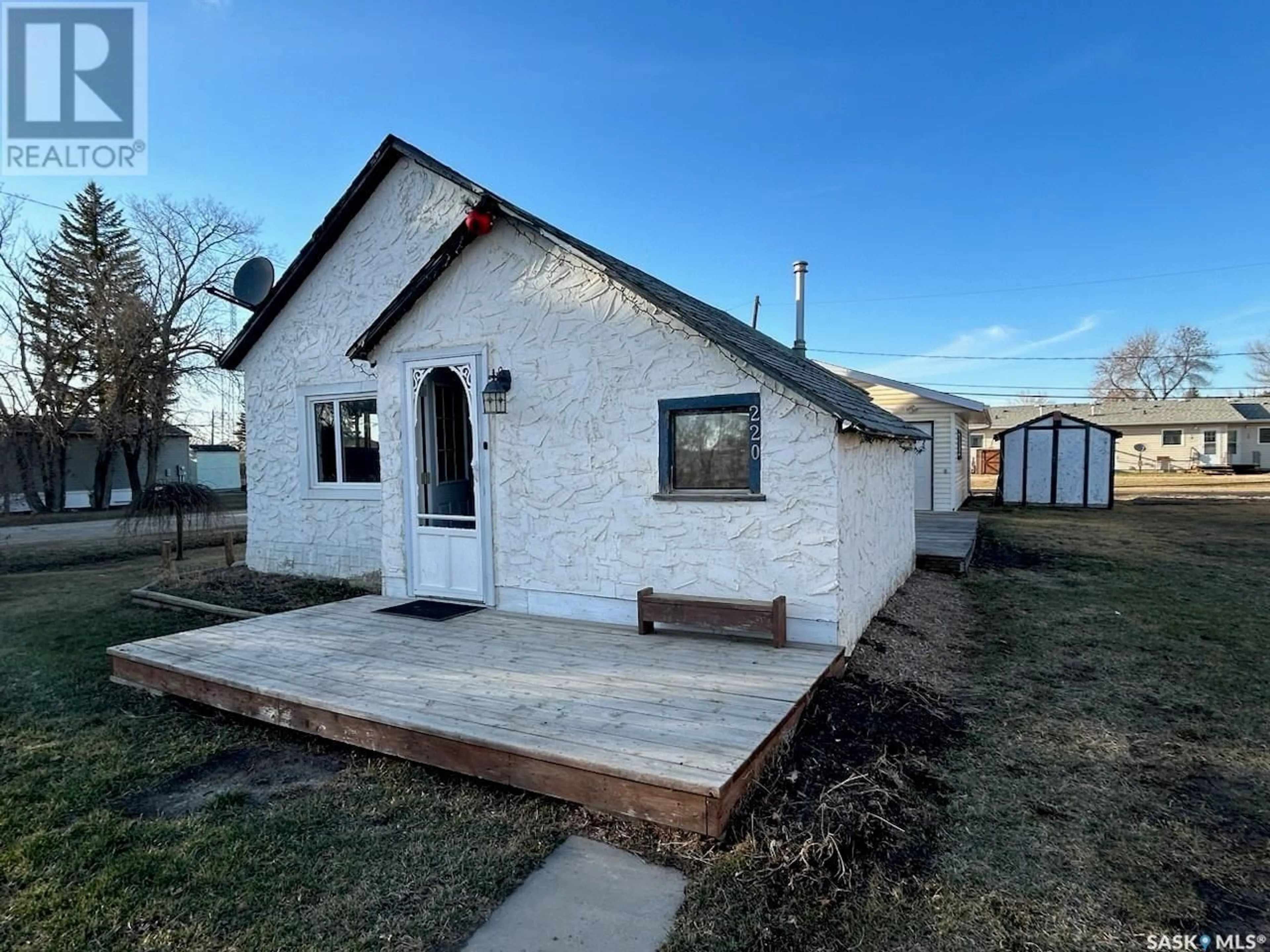 Frontside or backside of a home for 220 2nd AVENUE W, Maidstone Saskatchewan S0M1M0