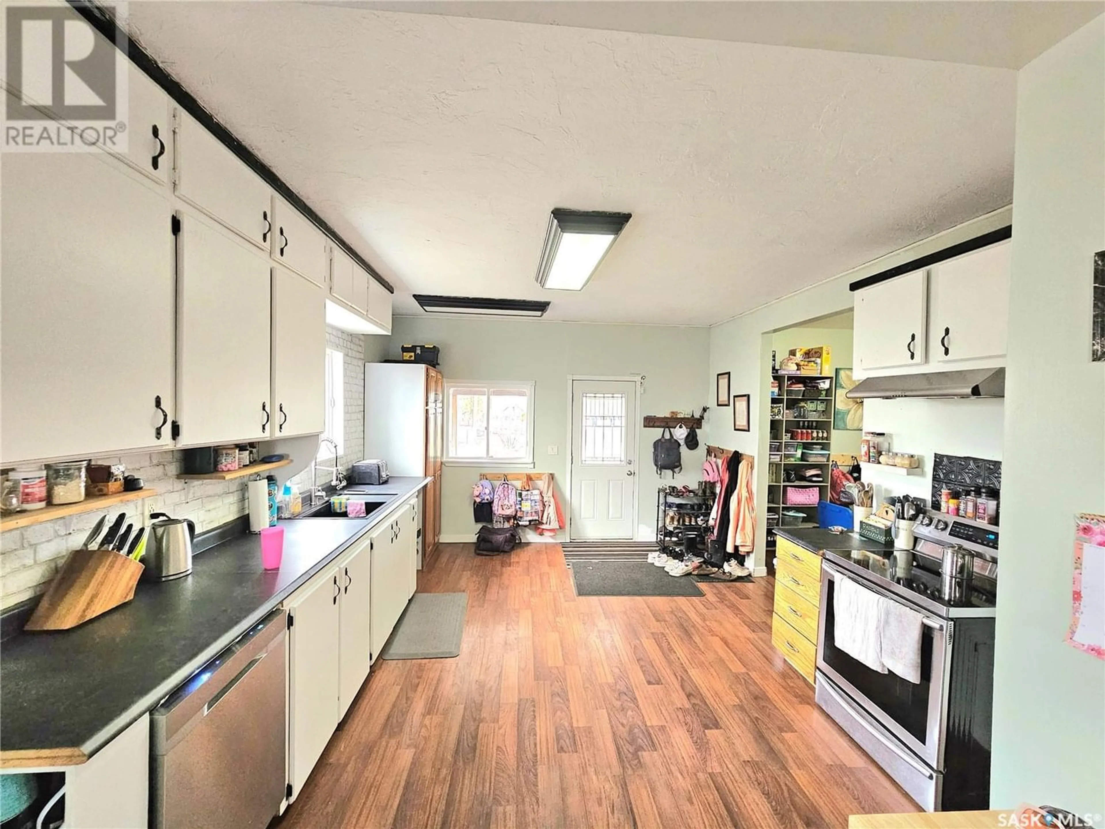 Kitchen for 464 1st AVENUE E, Melville Saskatchewan S0A2P0