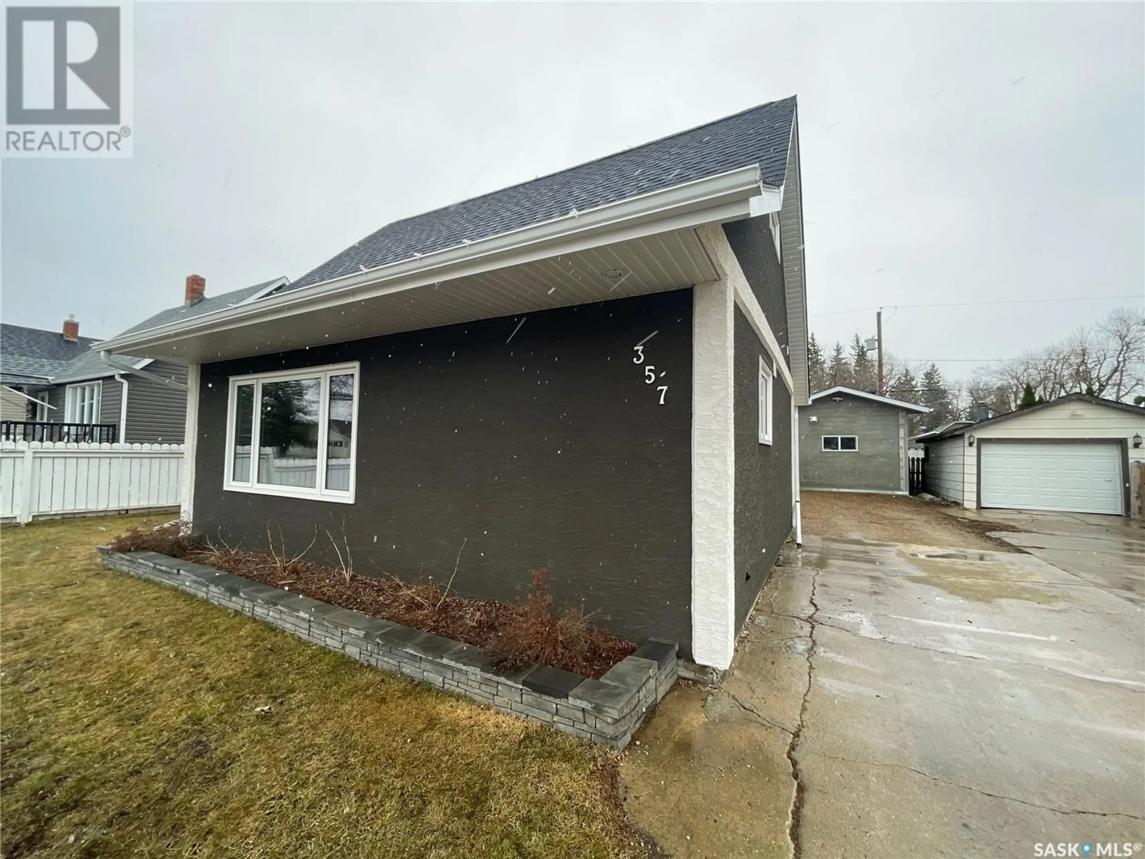 Frontside or backside of a home for 357 7th AVENUE W, Melville Saskatchewan S0A2P0