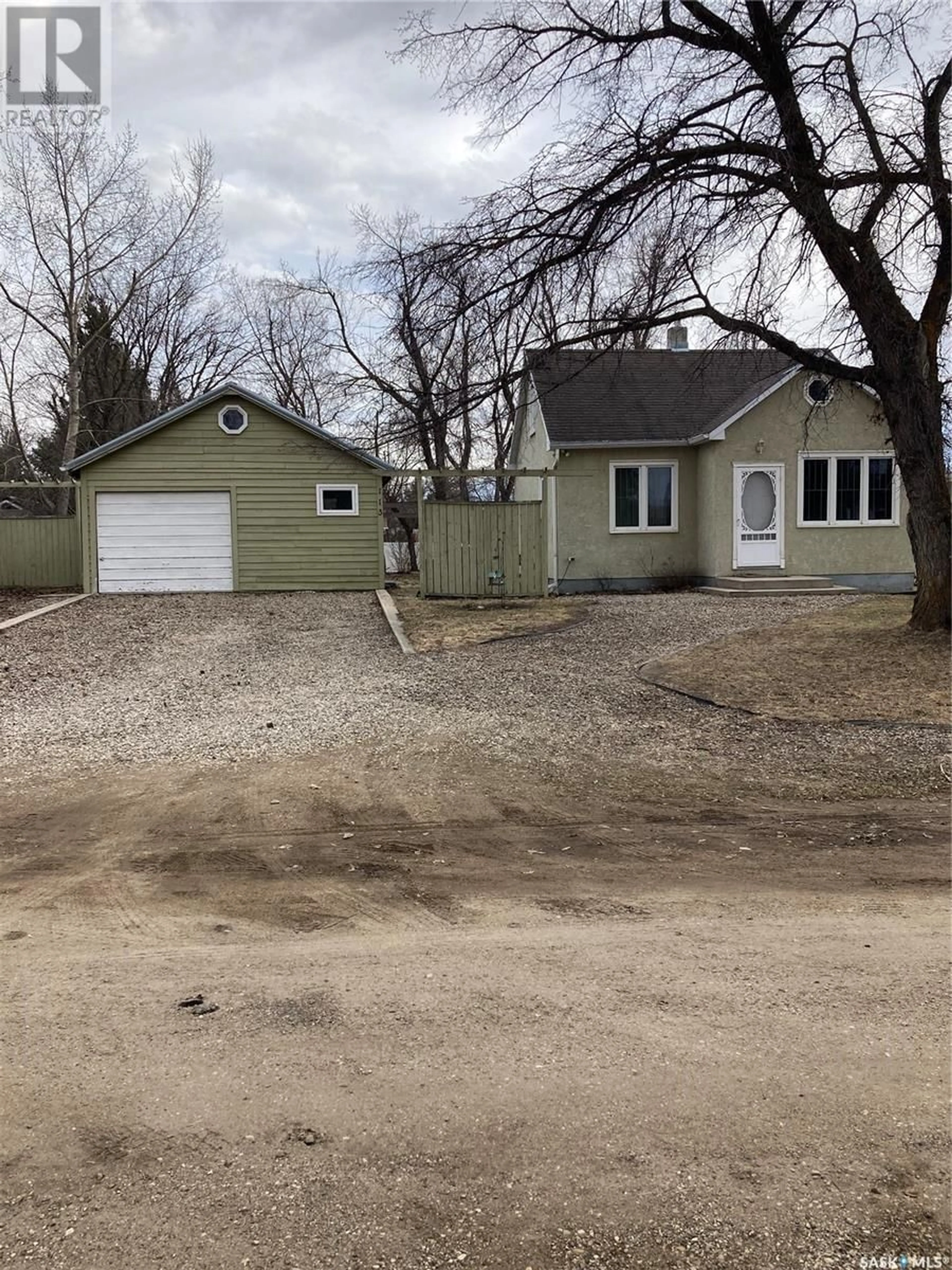 Frontside or backside of a home for 113 3rd AVENUE SW, Ituna Saskatchewan S0A1N0