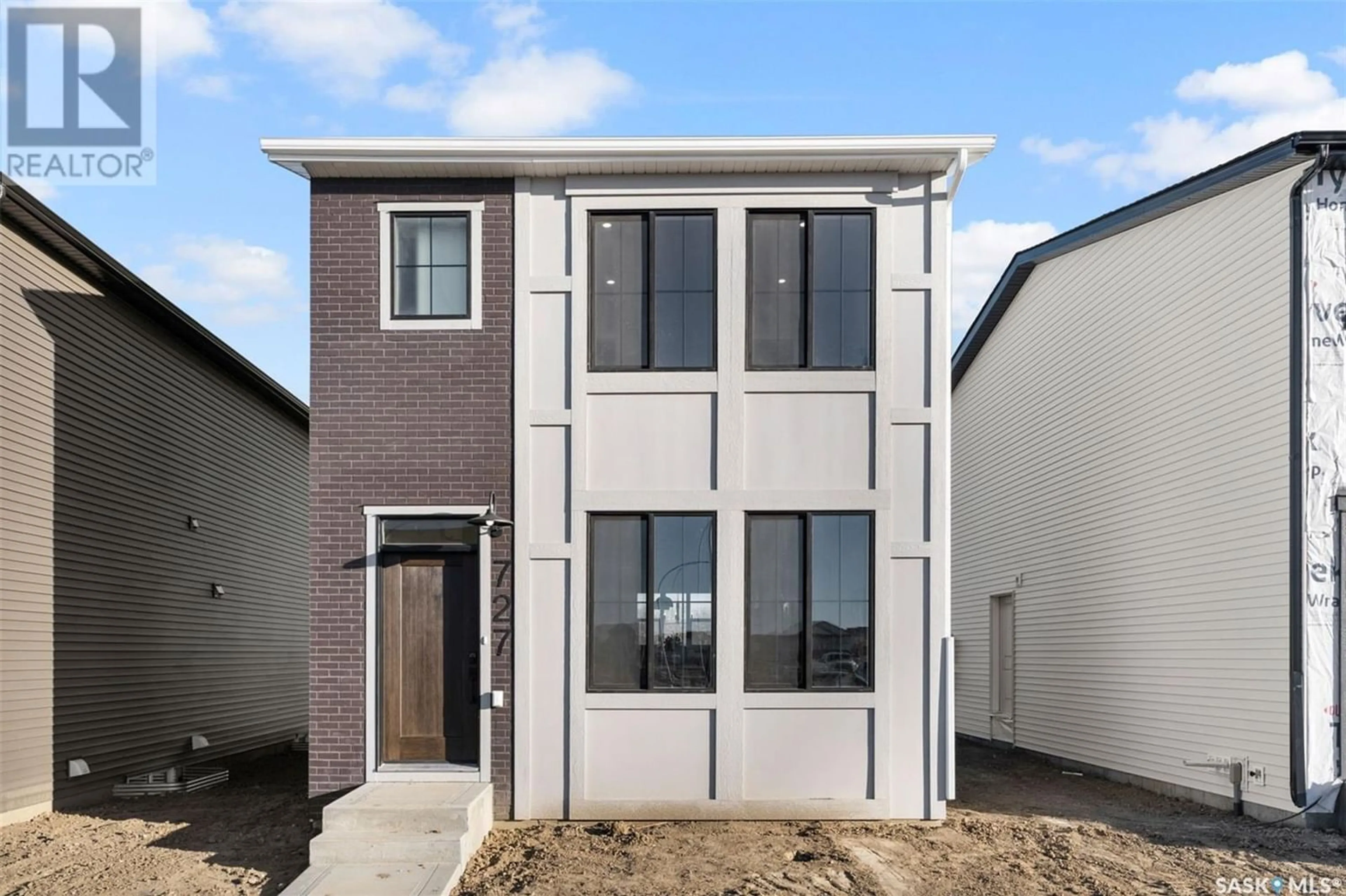 A pic from exterior of the house or condo for 727 Henry Dayday ROAD, Saskatoon Saskatchewan S7W1H5
