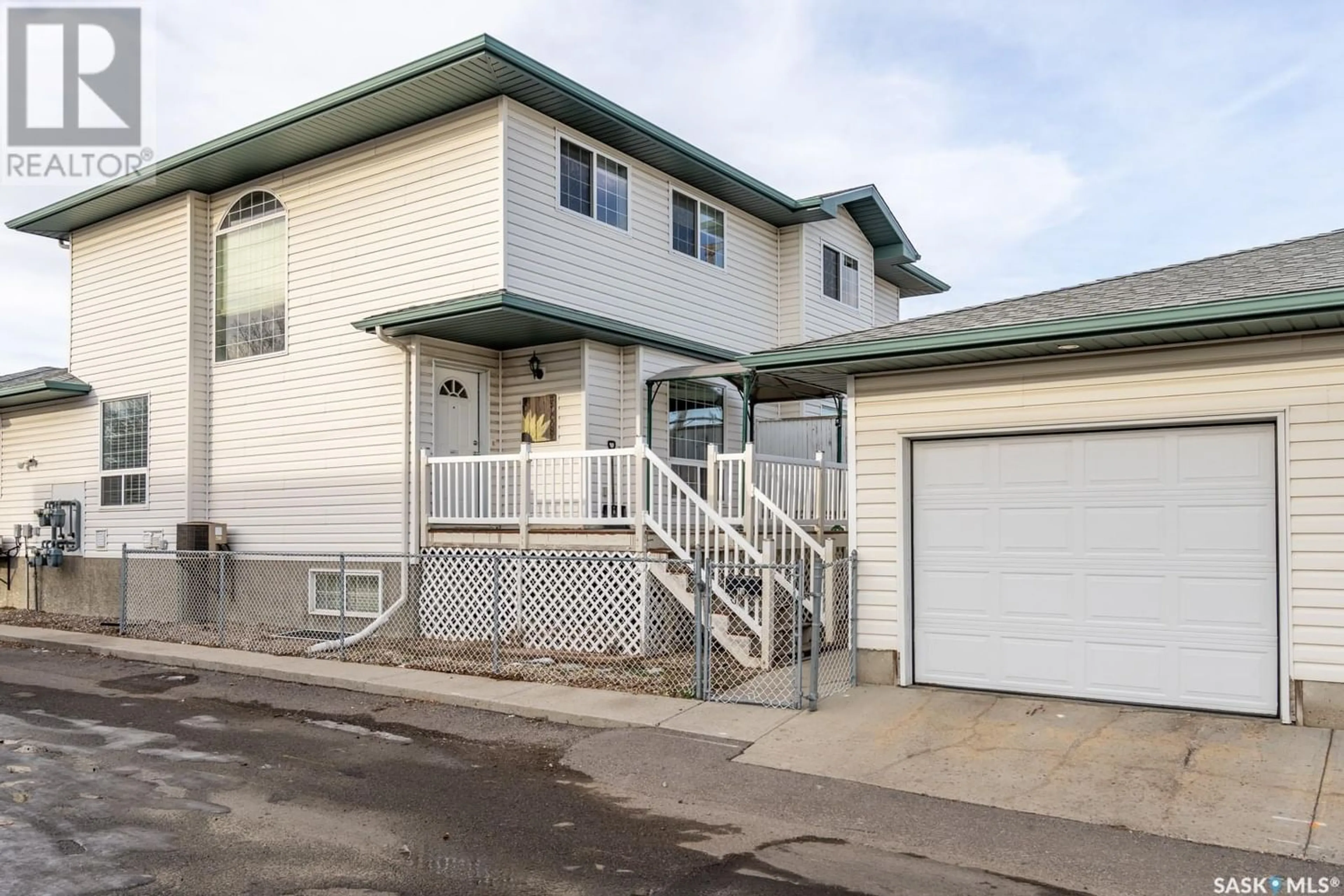 A pic from exterior of the house or condo for D 9 Angus ROAD, Regina Saskatchewan S4R3K9