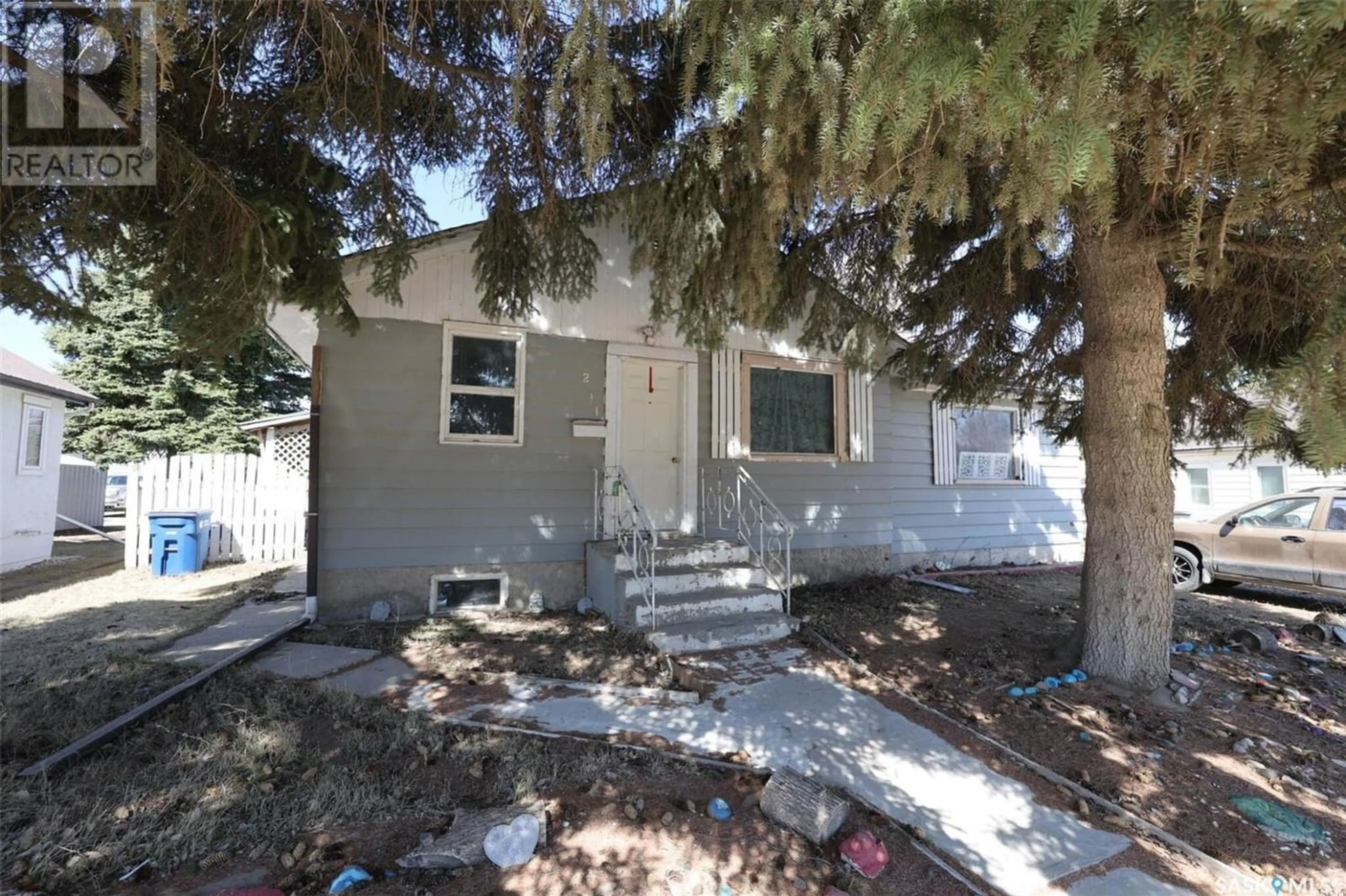 A pic from exterior of the house or condo for 211 Main Street, Vibank Saskatchewan S0G4Y0