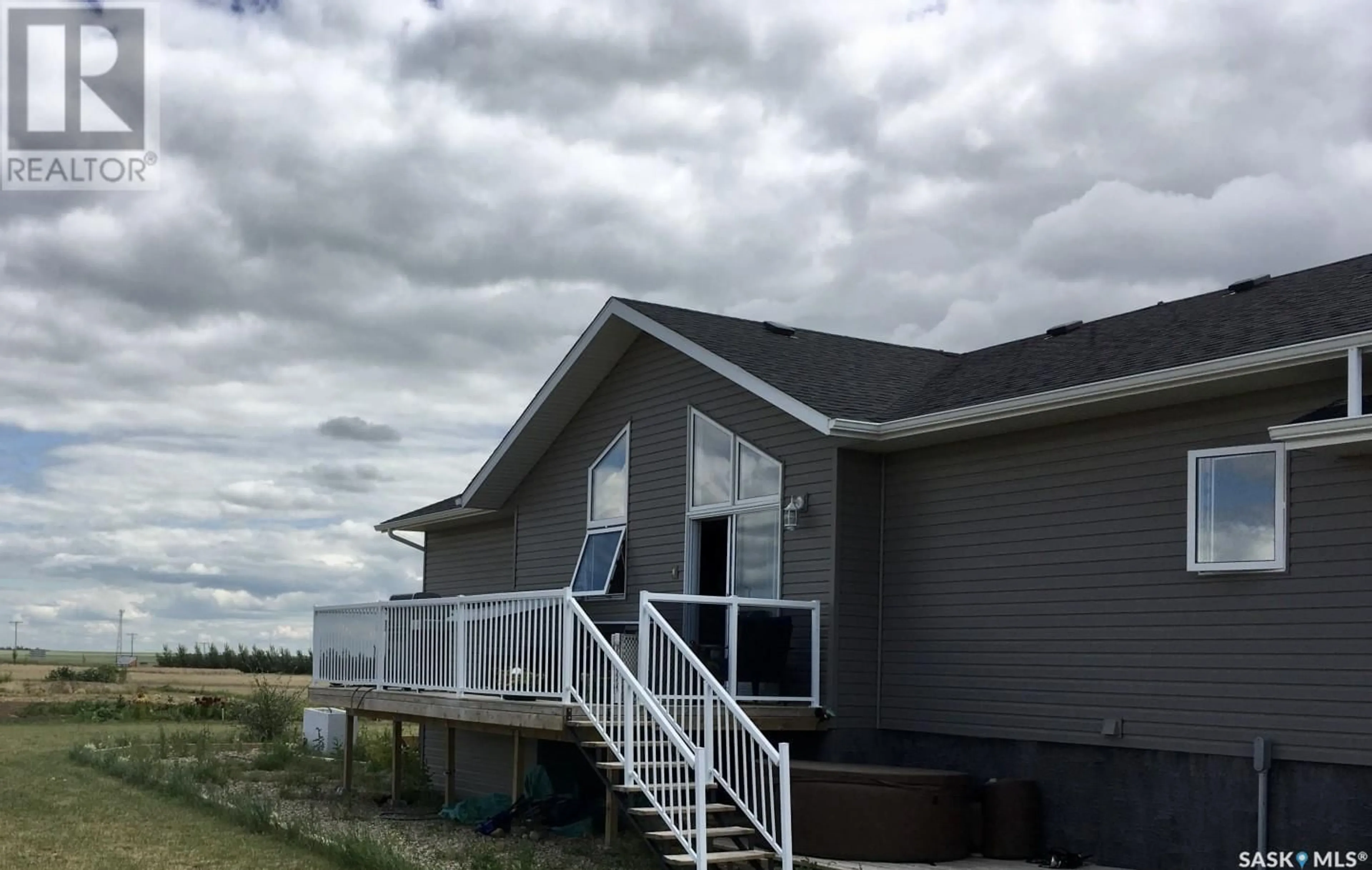 Frontside or backside of a home for 121 Westview Place, Swift Current Rm No. 137 Saskatchewan S9H3X5