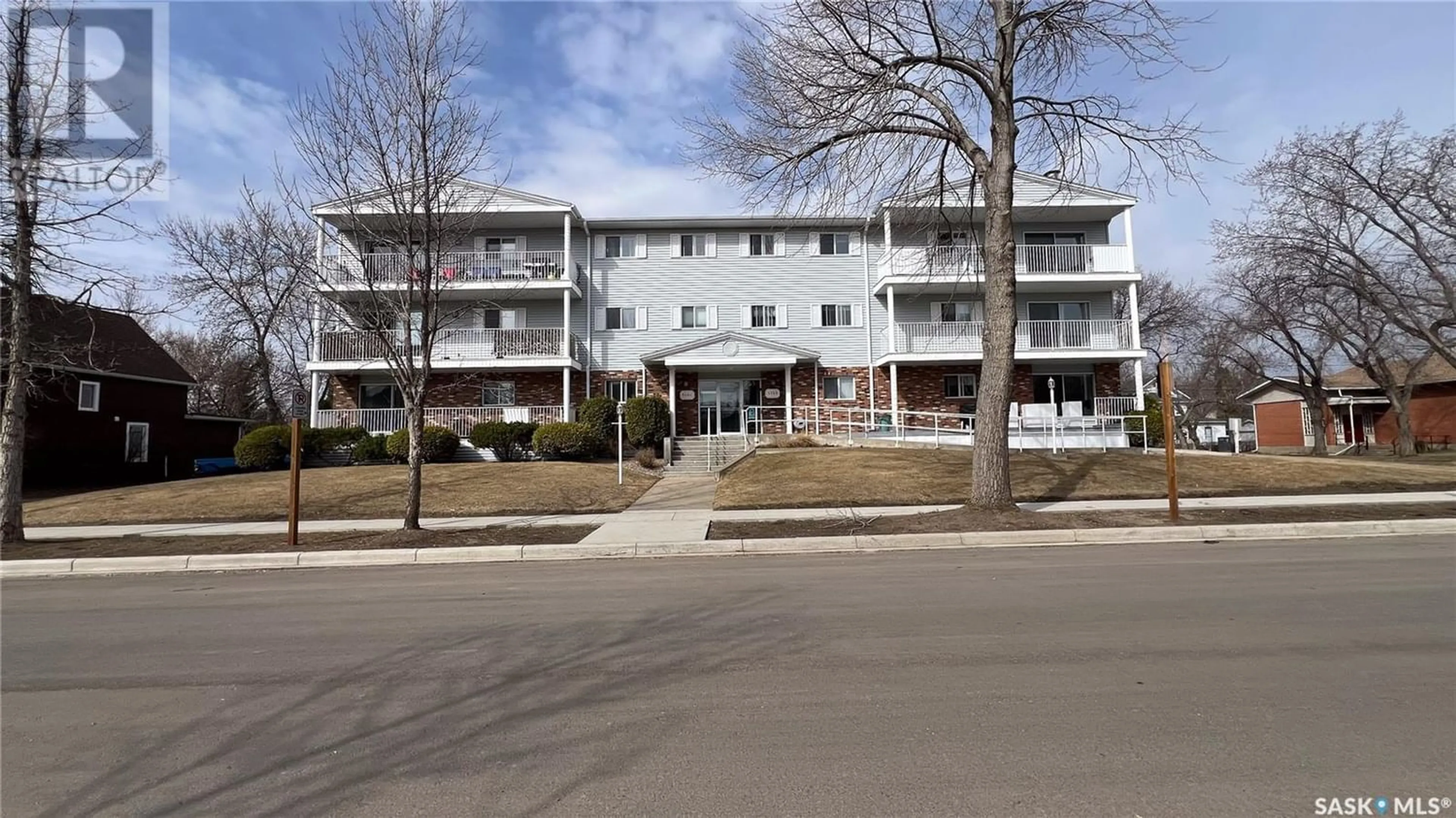 A pic from exterior of the house or condo for 11 1391 98th STREET, North Battleford Saskatchewan S9A0M1