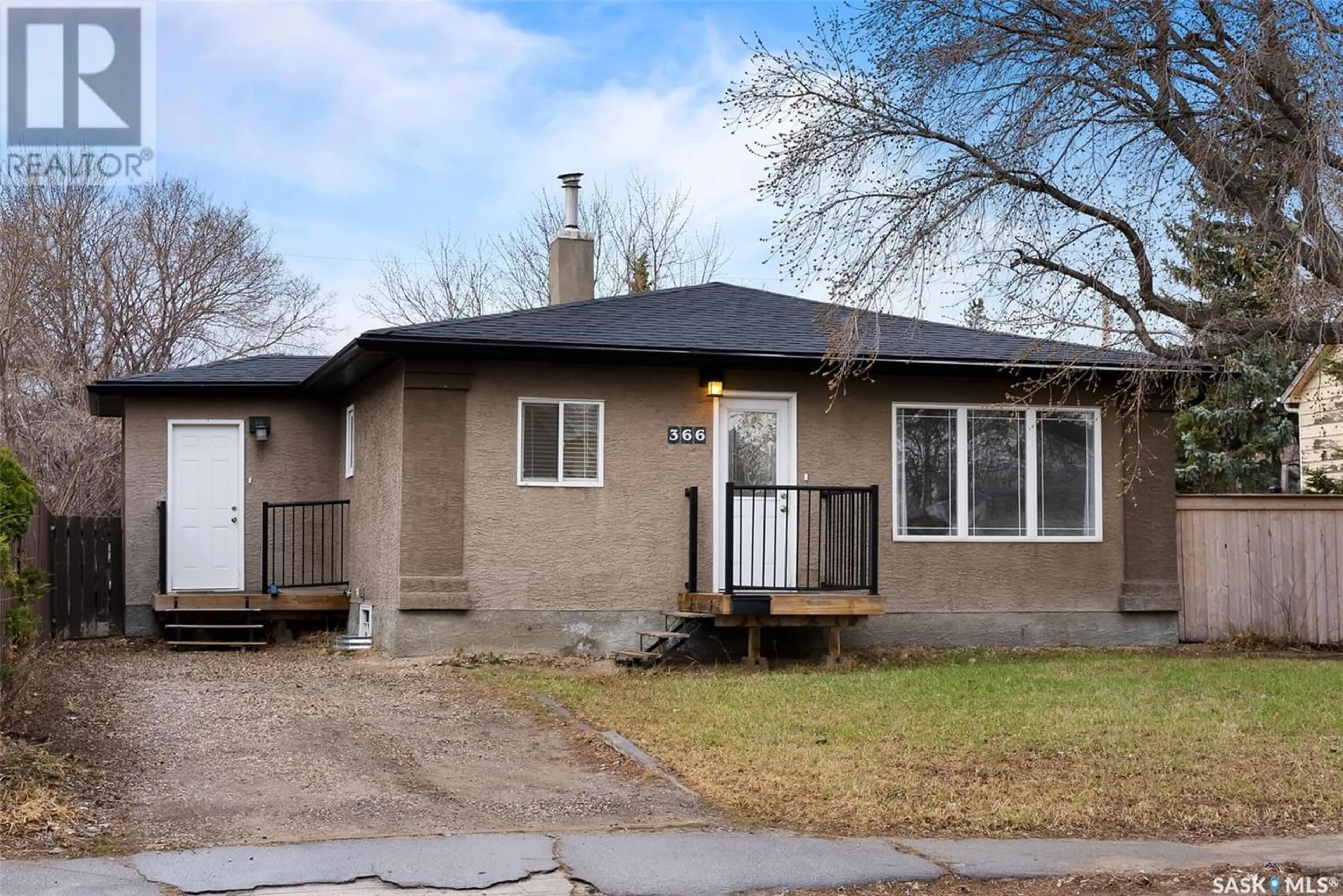 Frontside or backside of a home for 366 Halifax STREET, Regina Saskatchewan S4R1T2