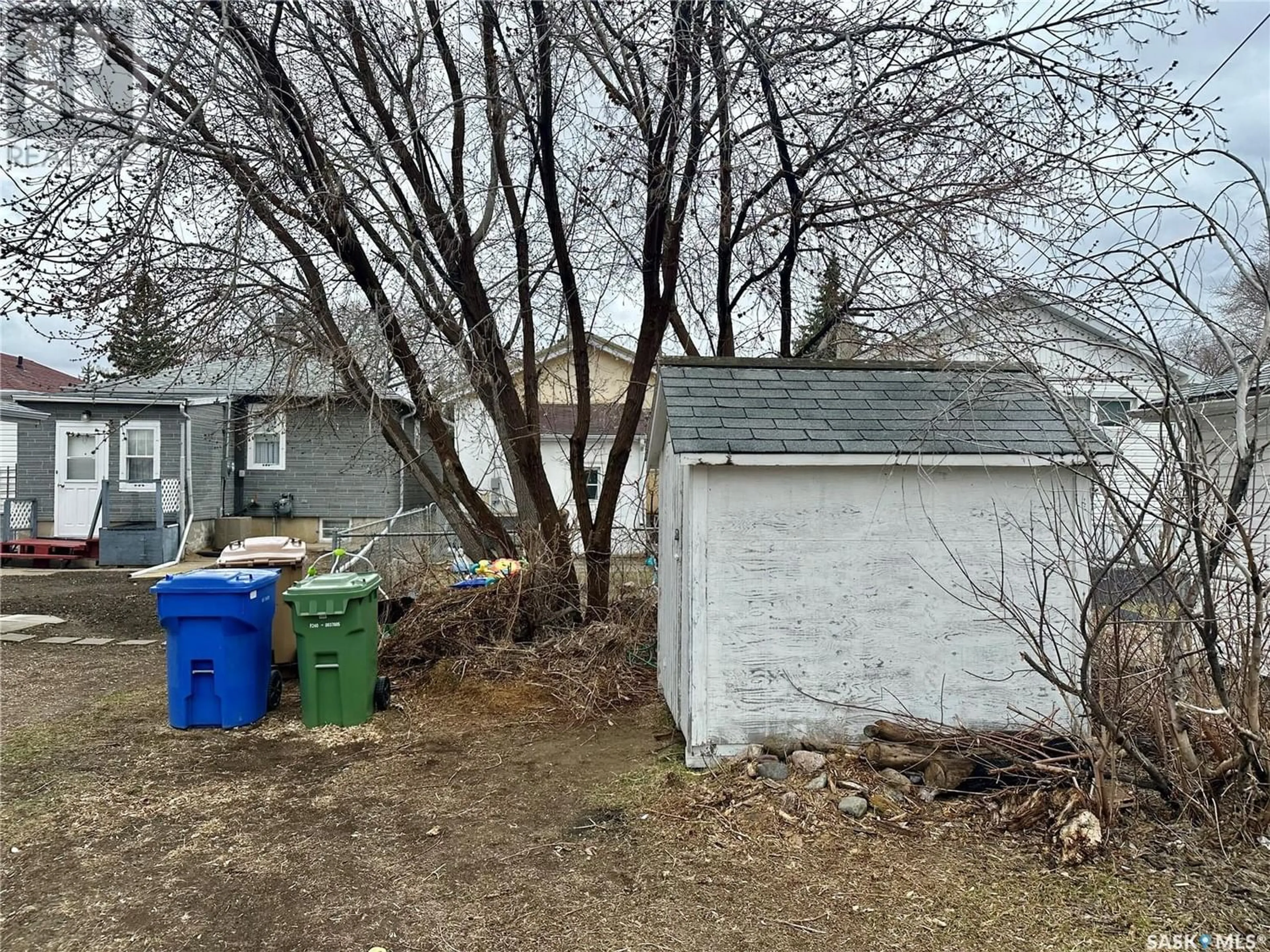 Frontside or backside of a home for 2305 FRANCIS STREET, Regina Saskatchewan S4N2P8