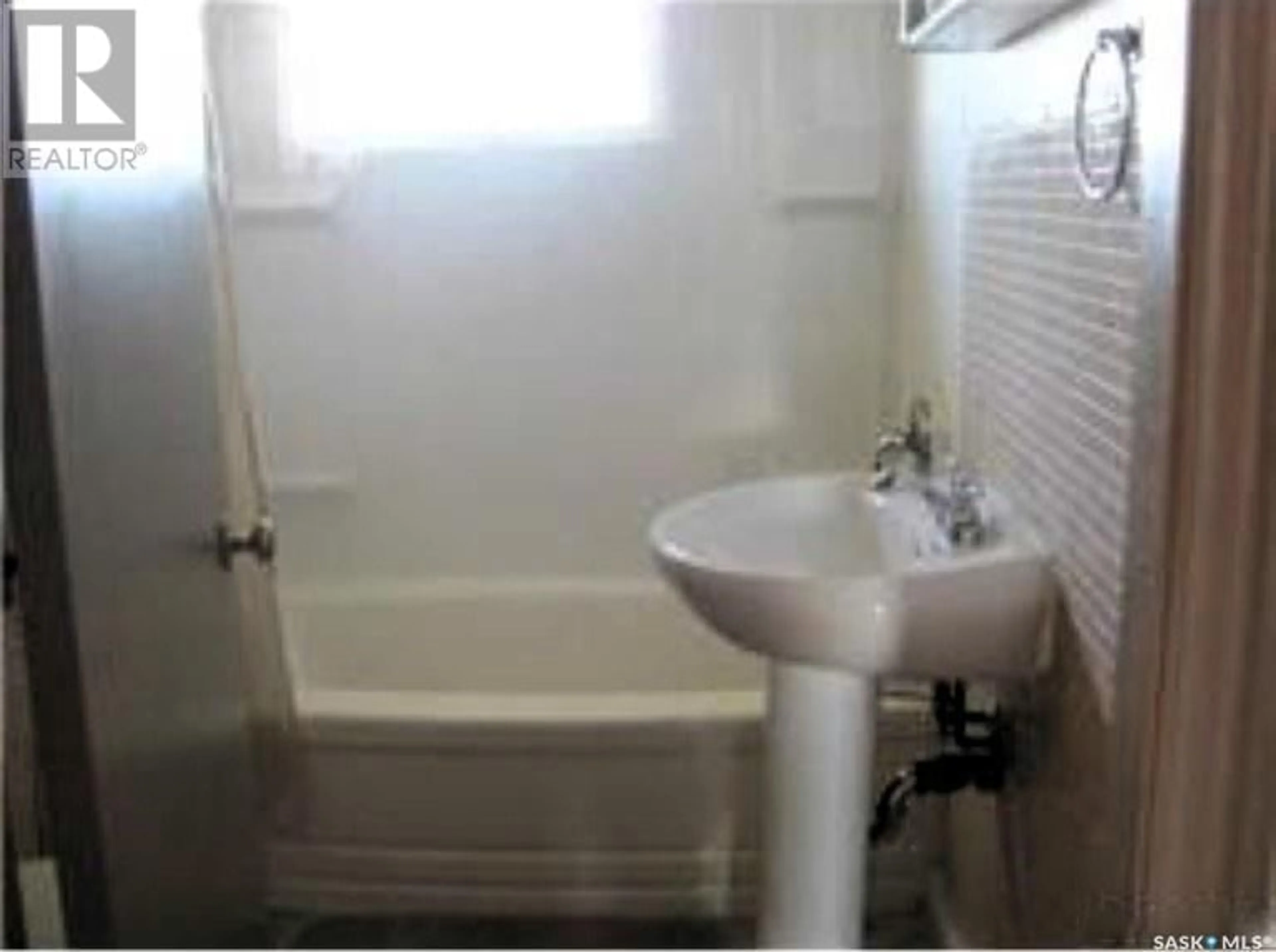 Standard bathroom, not visible floor for 608 B AVENUE W, Wynyard Saskatchewan S0A4T0