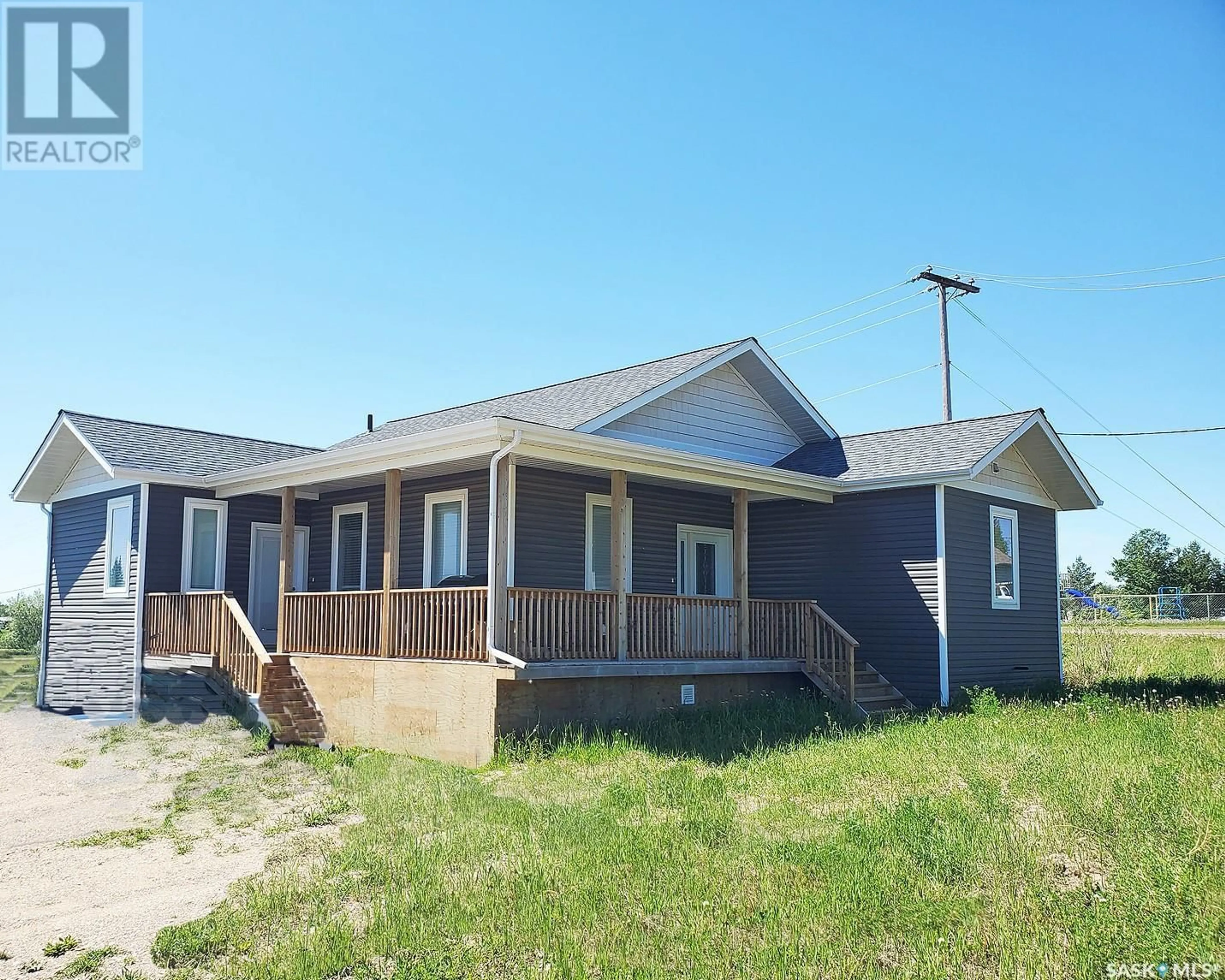 Frontside or backside of a home for 190 1st STREET W, Pierceland Saskatchewan S0M2K0