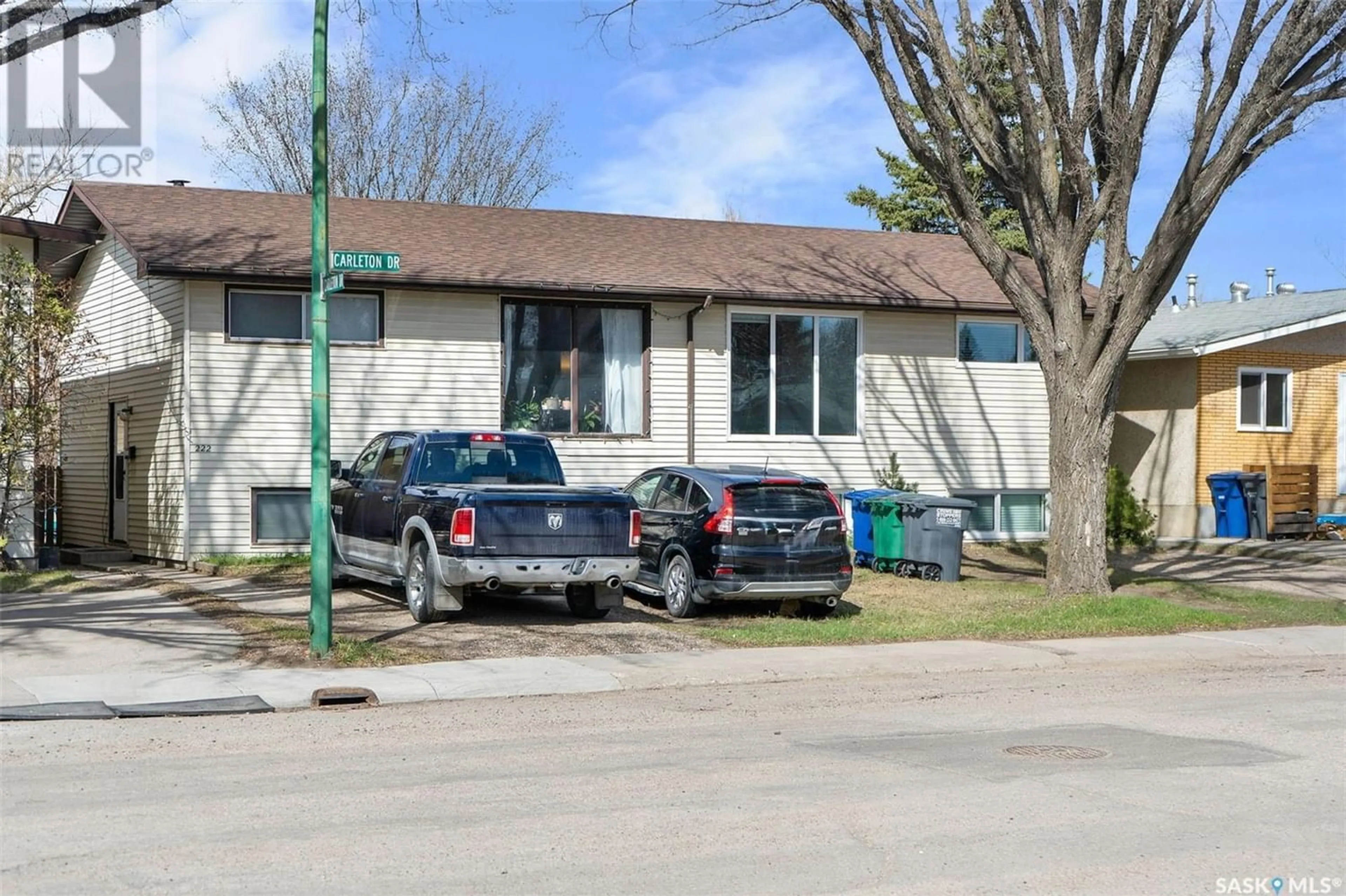 A pic from exterior of the house or condo for 222-224 Carleton DRIVE, Saskatoon Saskatchewan S7H4C1