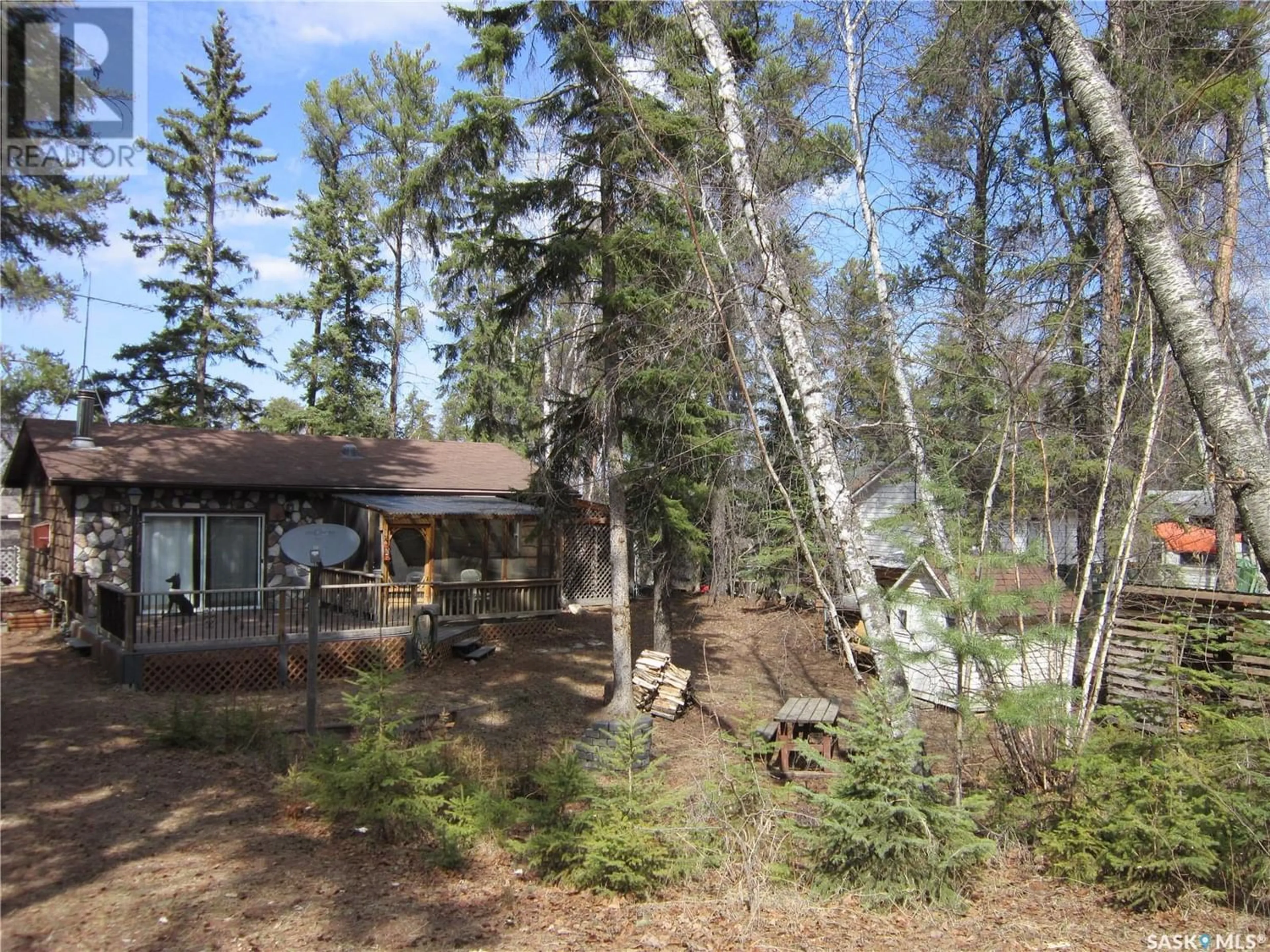 Cottage for 716 Birch AVENUE, Tobin Lake Saskatchewan S0E1E0