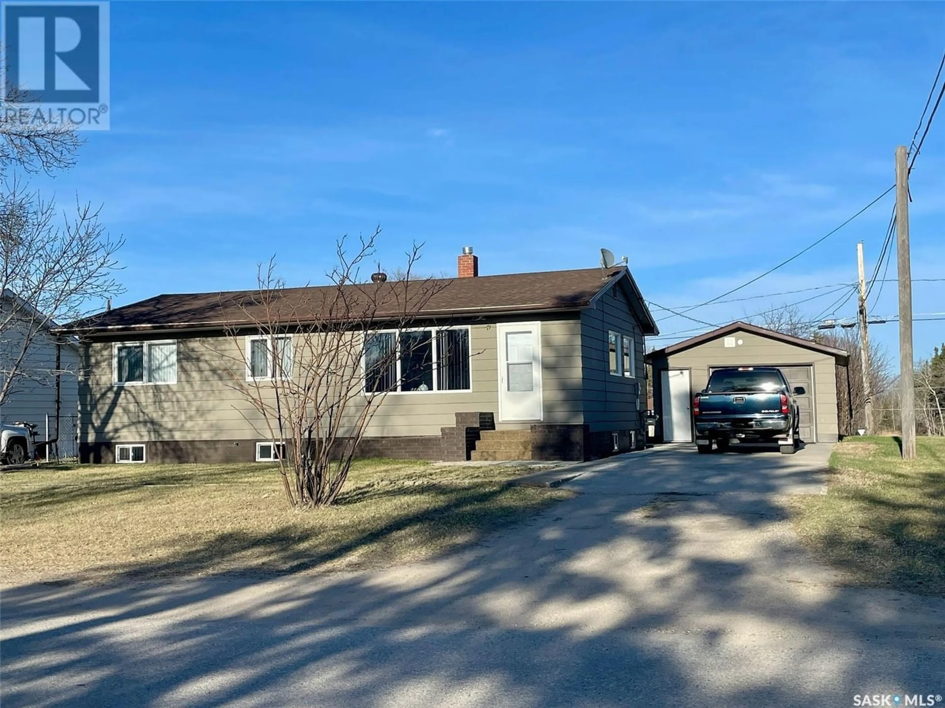 Frontside or backside of a home for 628 Albert STREET, Hudson Bay Saskatchewan S0E0Y0