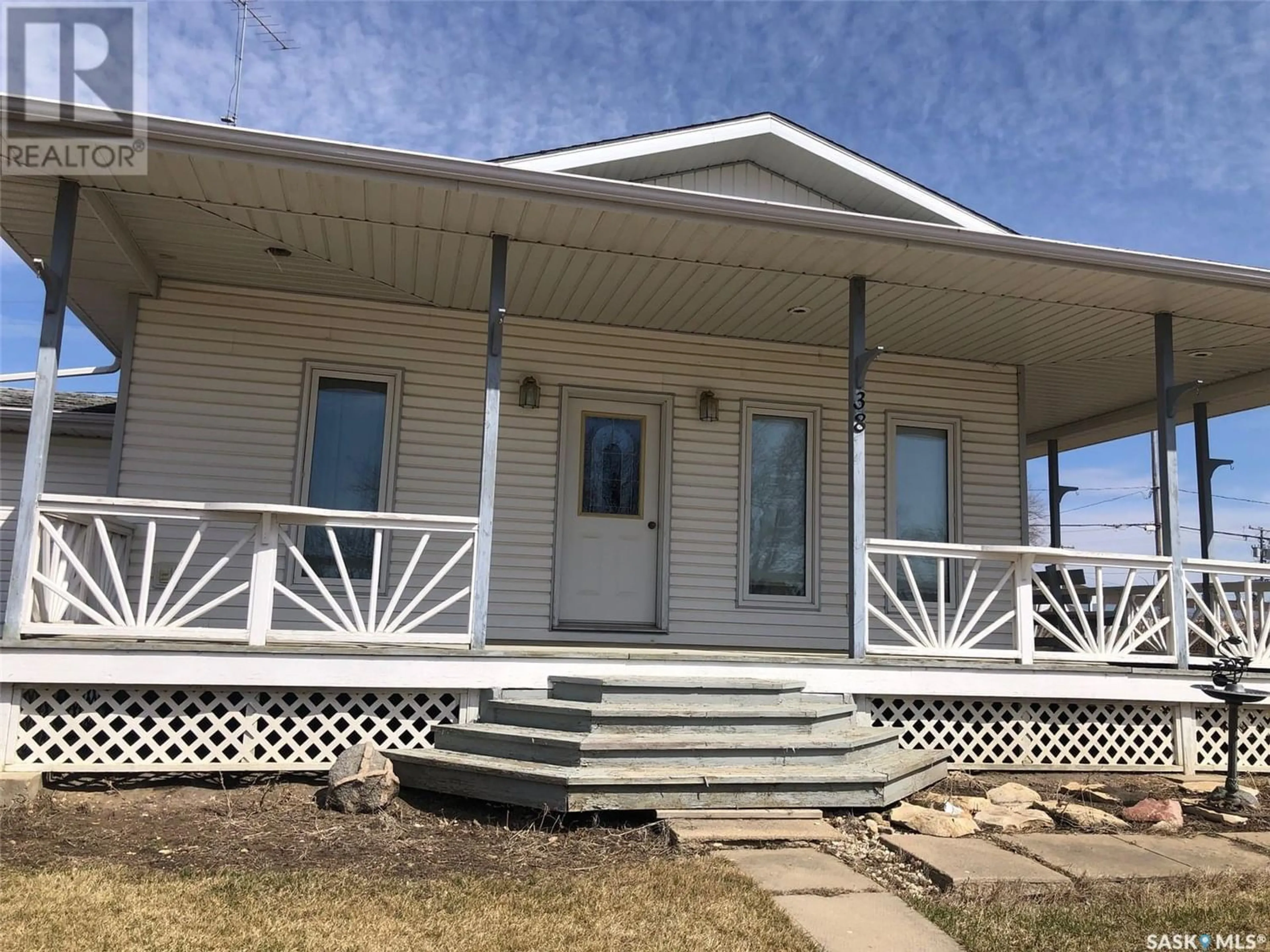 Home with vinyl exterior material, building for 28 Highway AVENUE W, Preeceville Saskatchewan S0A3B0