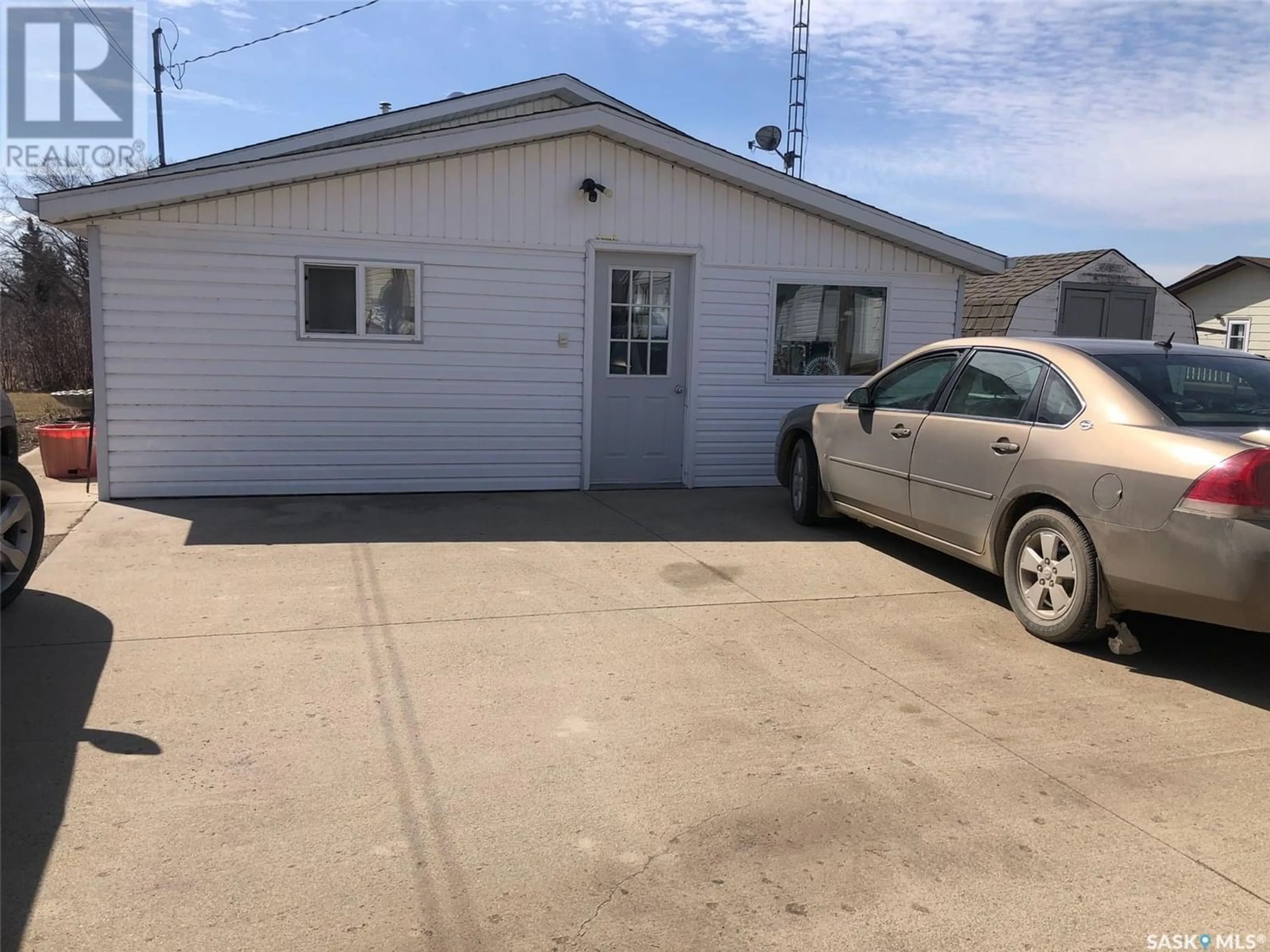 Unknown for 28 Highway AVENUE W, Preeceville Saskatchewan S0A3B0