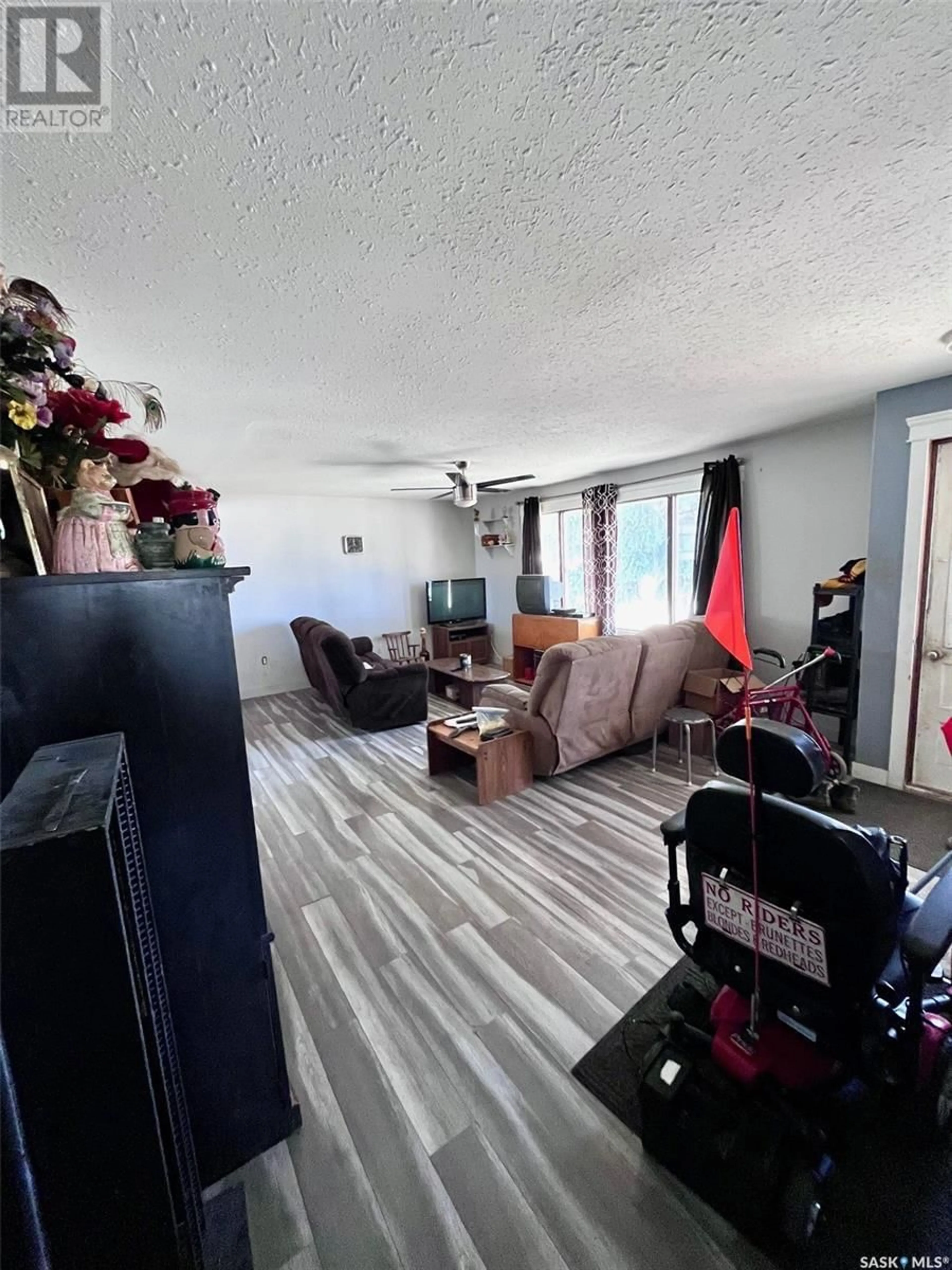 A pic of a room for 106 Stovel AVENUE W, Melfort Saskatchewan S0E1A0