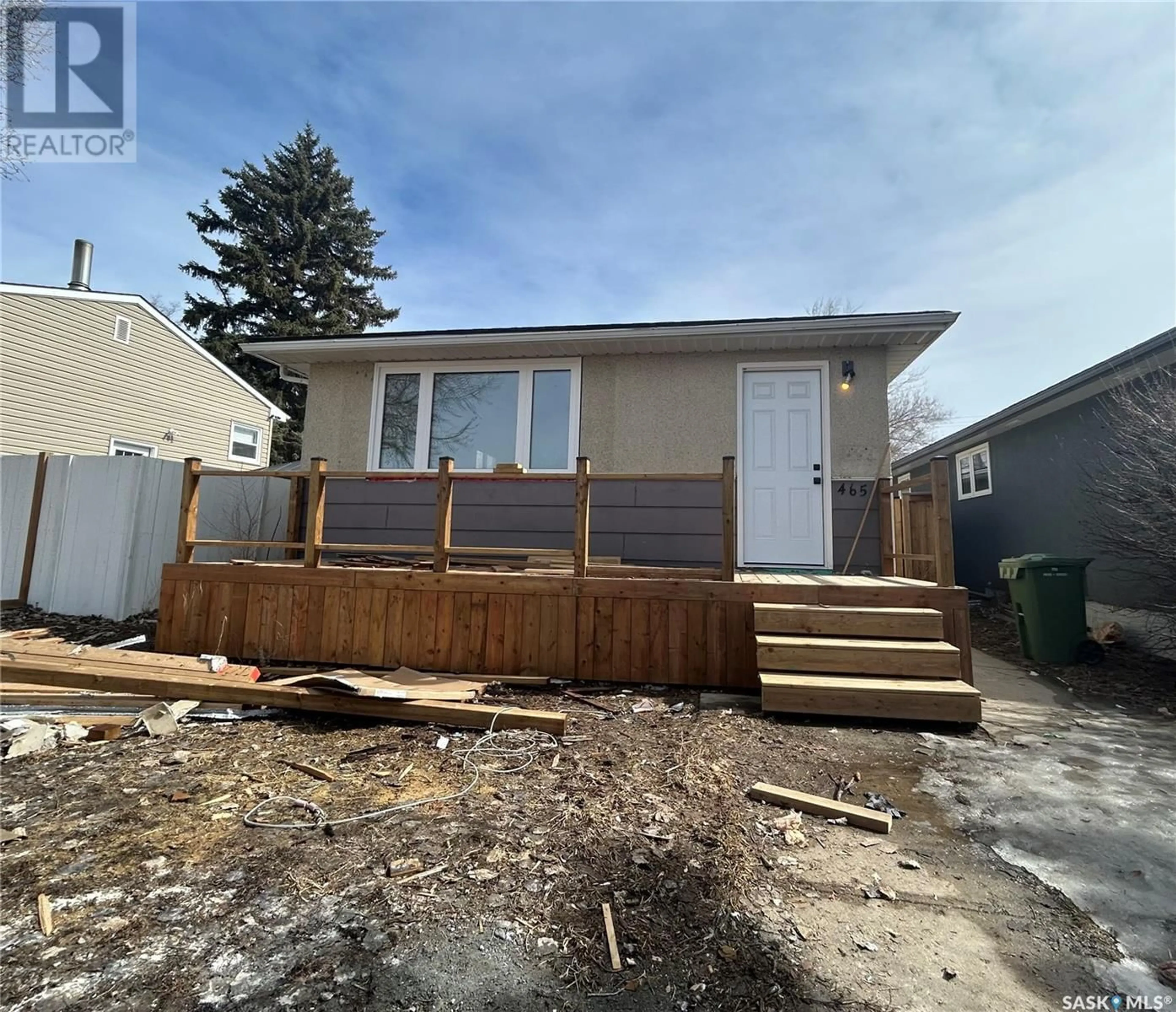 Frontside or backside of a home for 465 Lorne STREET, Regina Saskatchewan S4R2J5