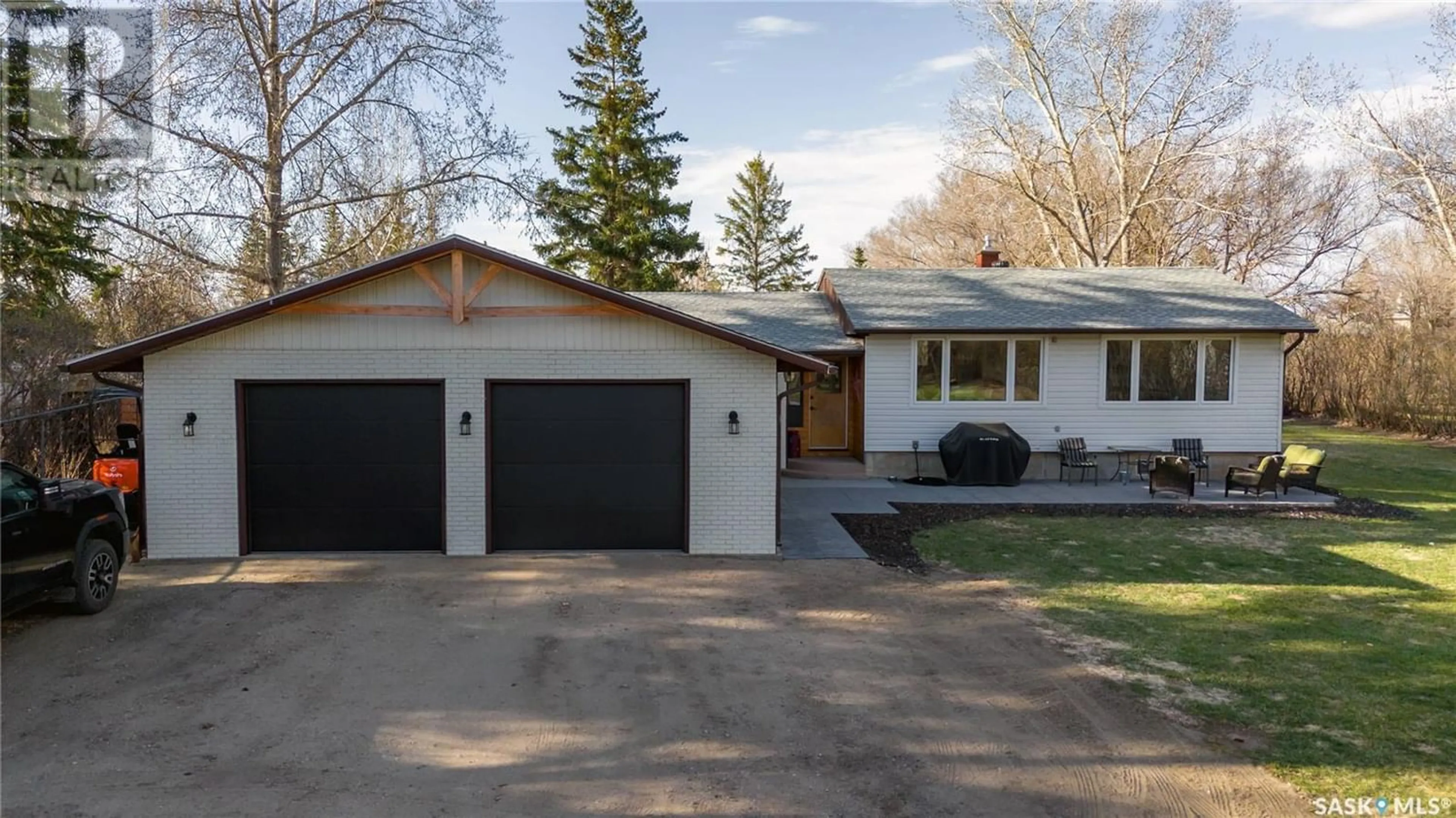 Frontside or backside of a home for 9 Gregory AVENUE, White City Saskatchewan S4L5B1