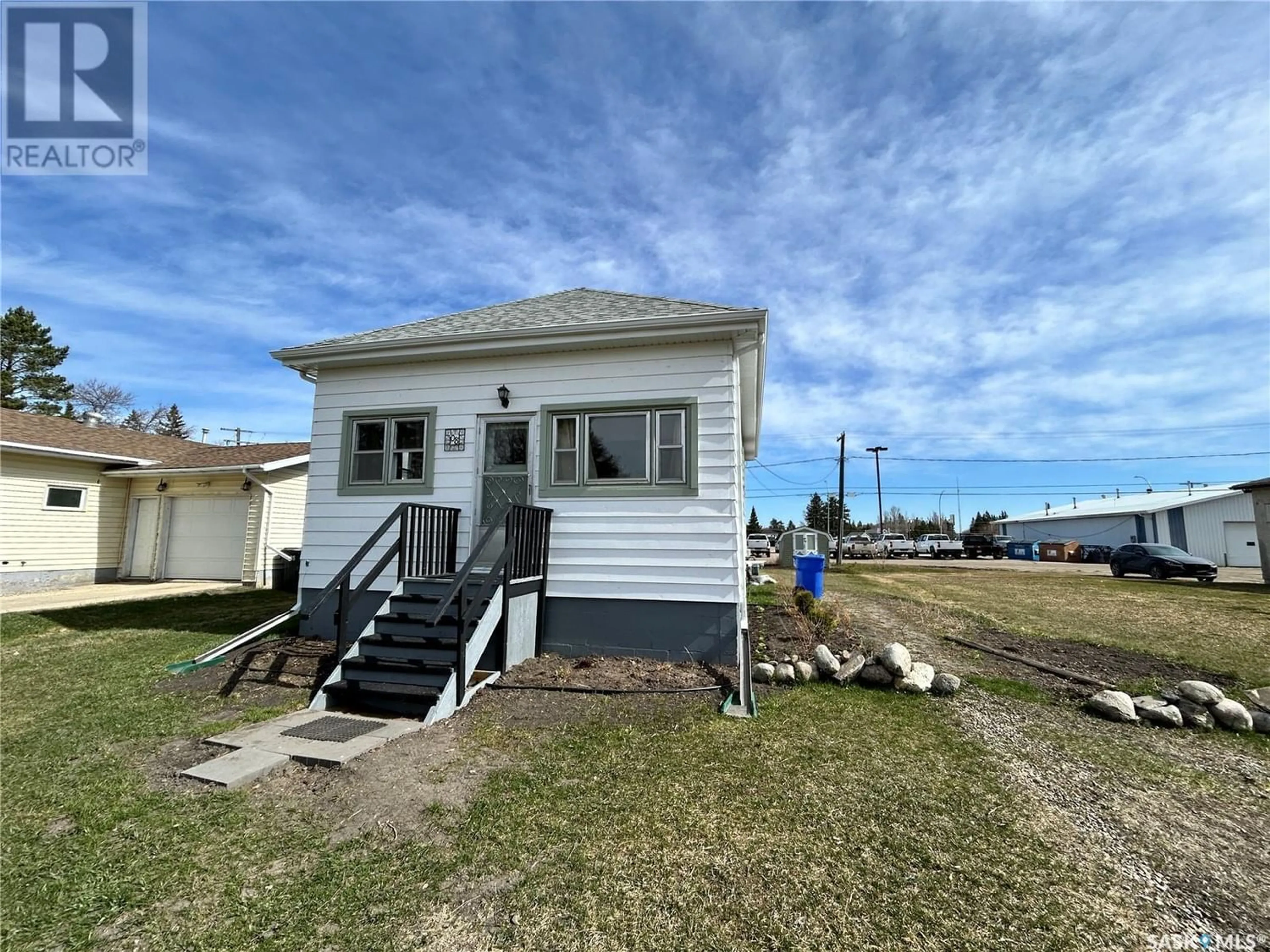 Frontside or backside of a home for 108 Carl AVENUE W, Langenburg Saskatchewan S0A2A0