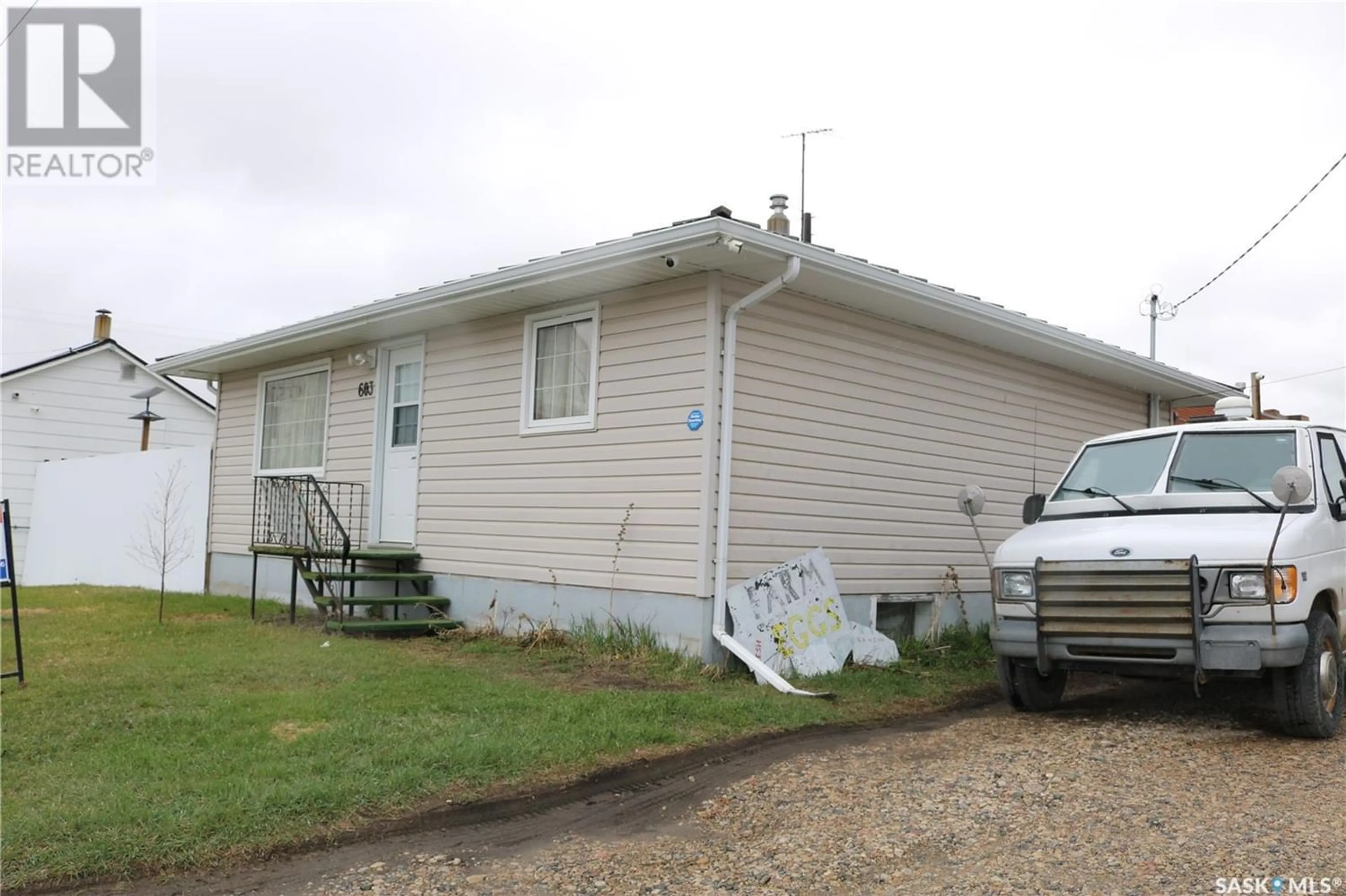 Frontside or backside of a home for 603 Gordon STREET, Moosomin Saskatchewan S0G3N0