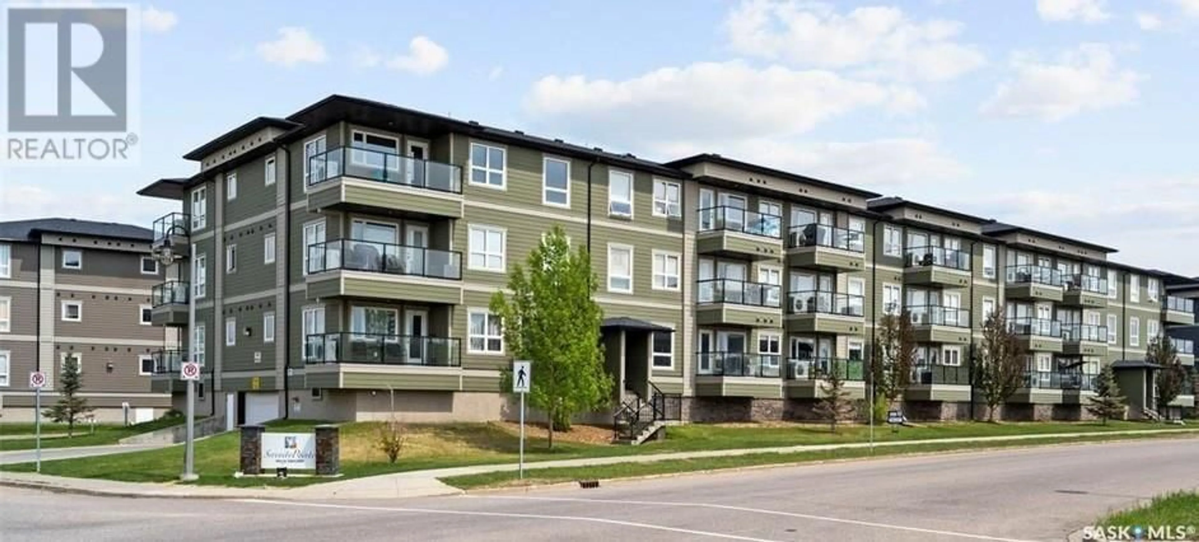 A pic from exterior of the house or condo for 1107 102 Willis CRESCENT, Saskatoon Saskatchewan S7T0T6