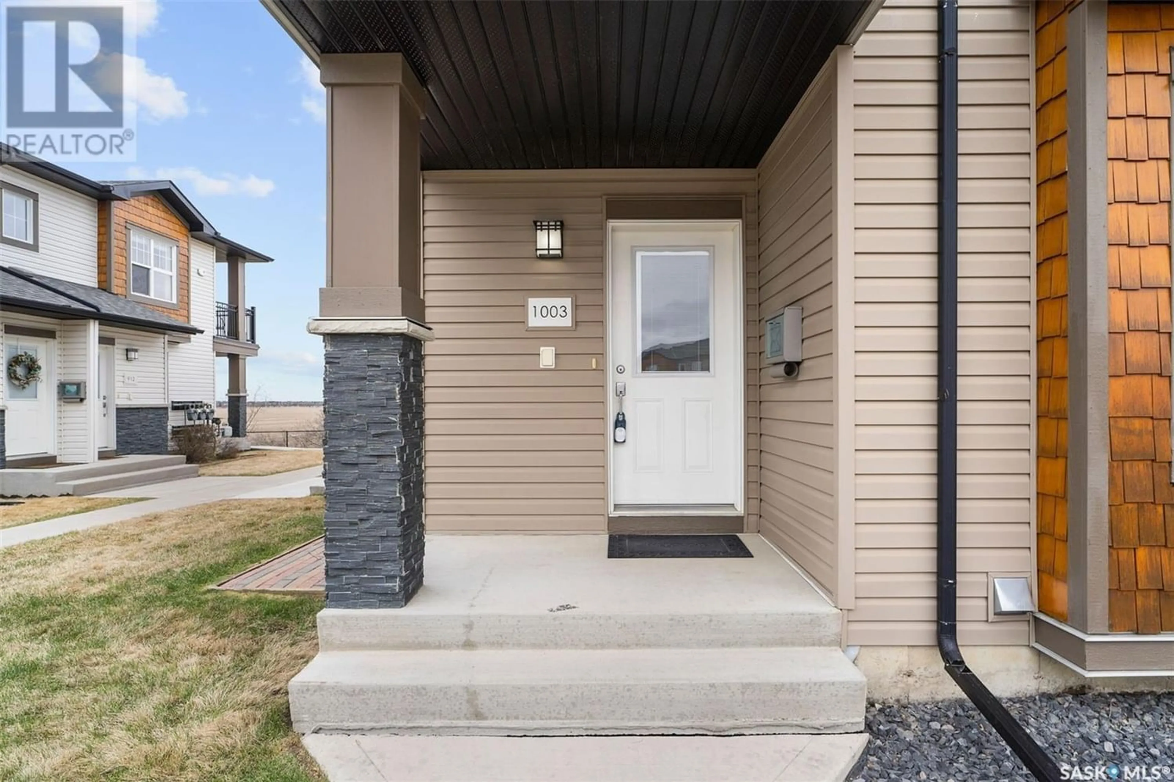 A pic from exterior of the house or condo for 1003 1015 Patrick CRESCENT, Saskatoon Saskatchewan S7W0M4