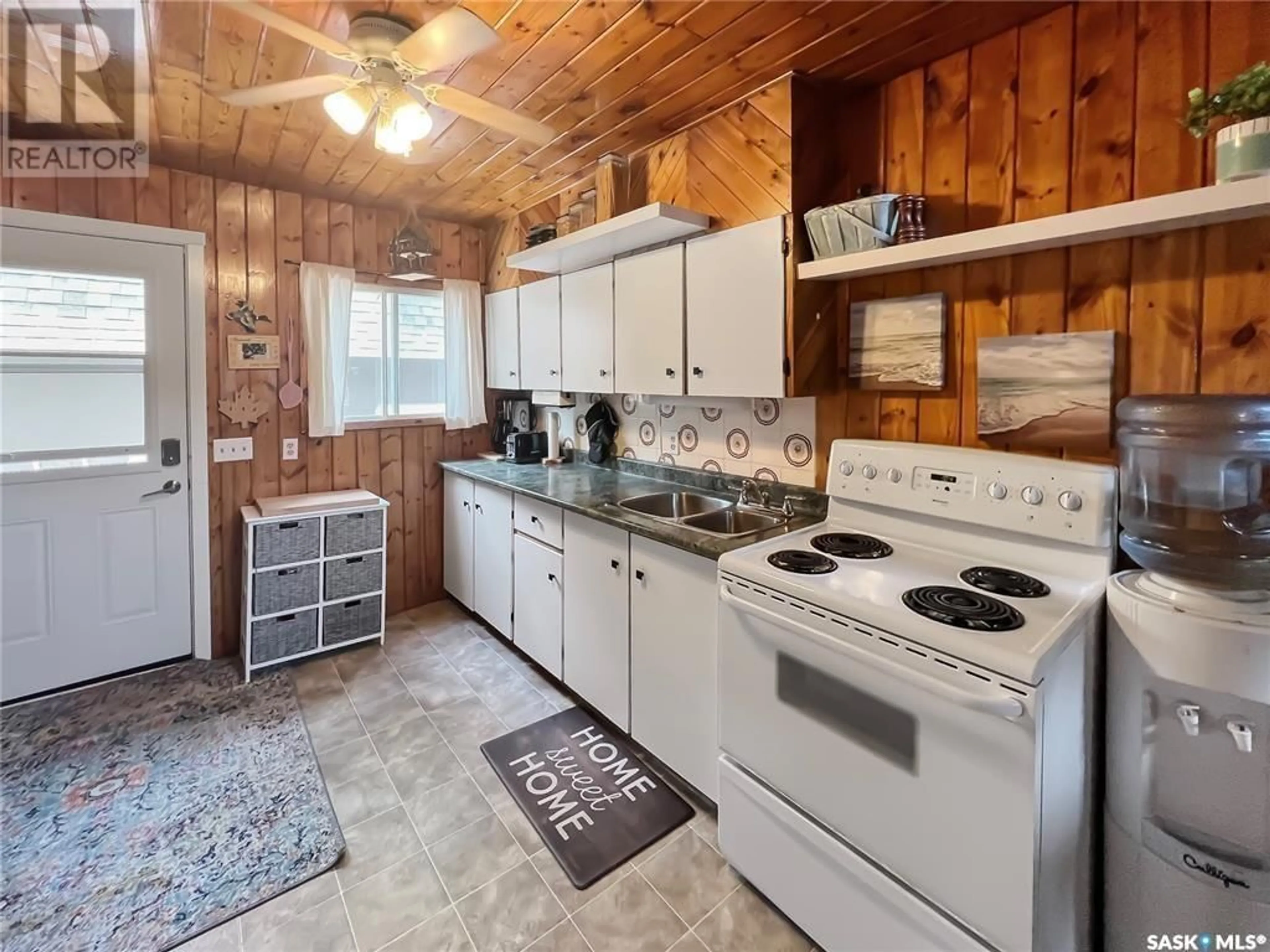 Standard kitchen for 1 Ken CRESCENT, Candle Lake Saskatchewan S0J3E0