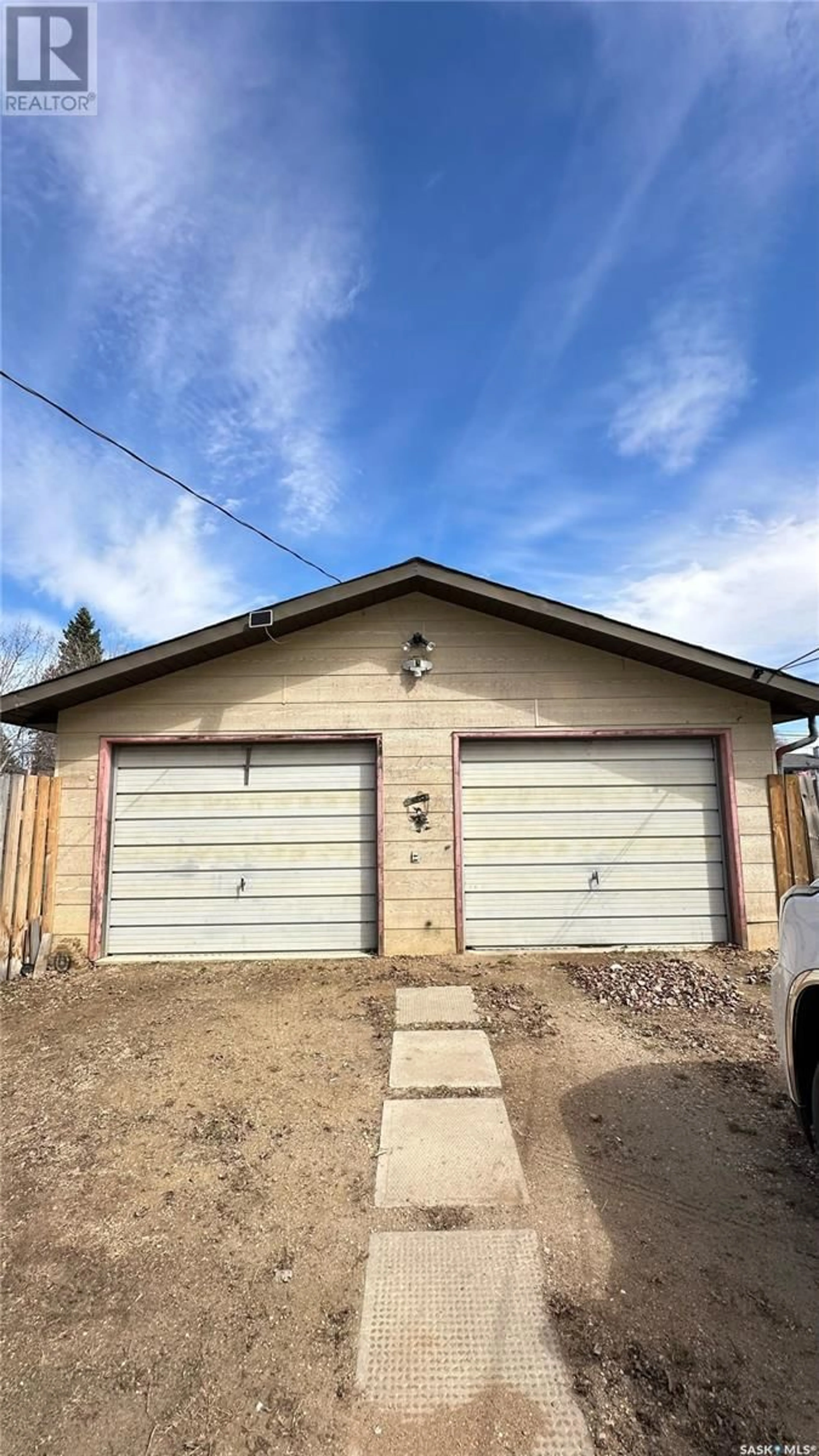 Frontside or backside of a home, the street view for 28 5th STREET SE, Preeceville Saskatchewan S0A3B0