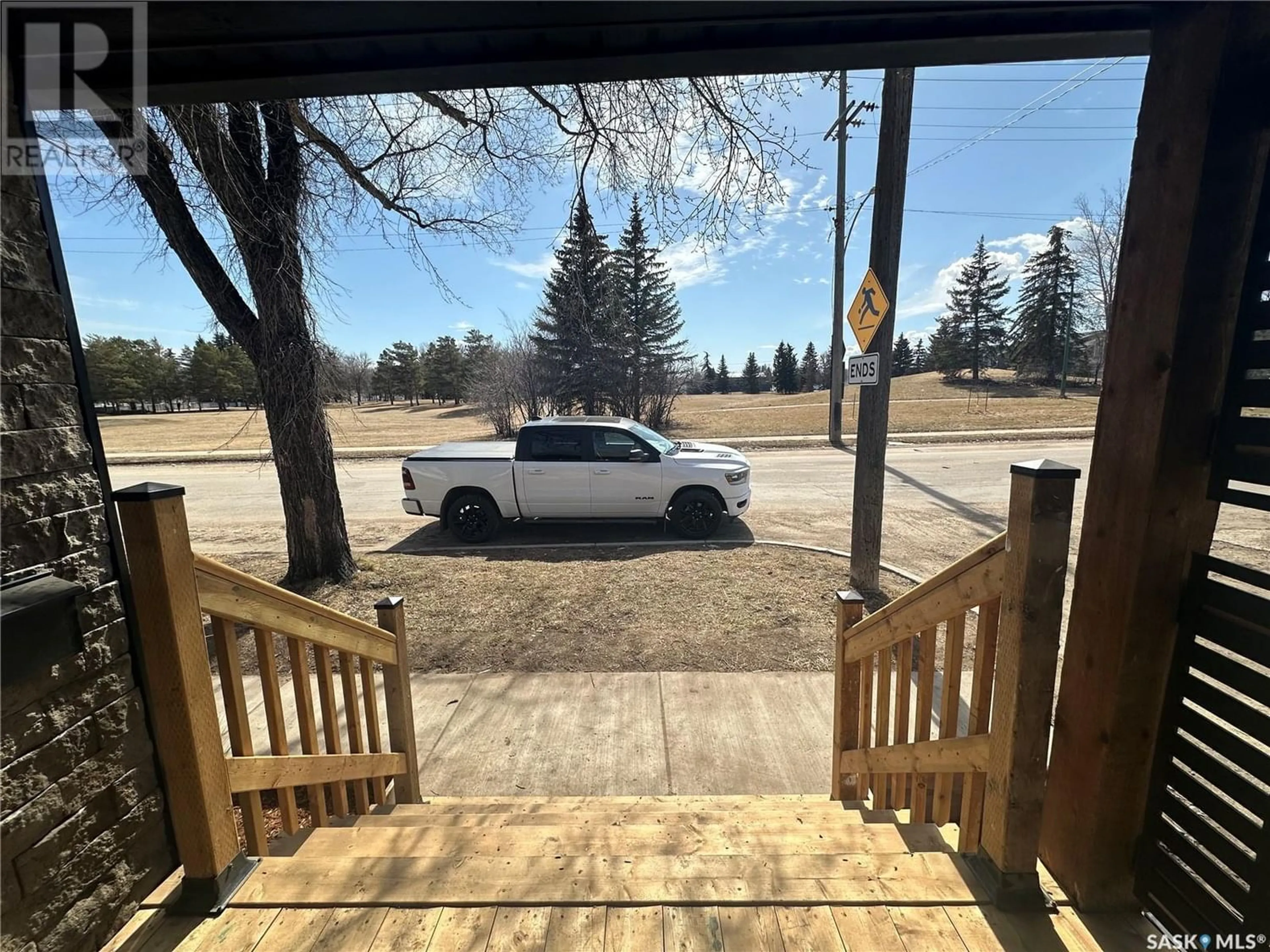 Fenced yard for 1108 19th STREET W, Saskatoon Saskatchewan S7M1C4