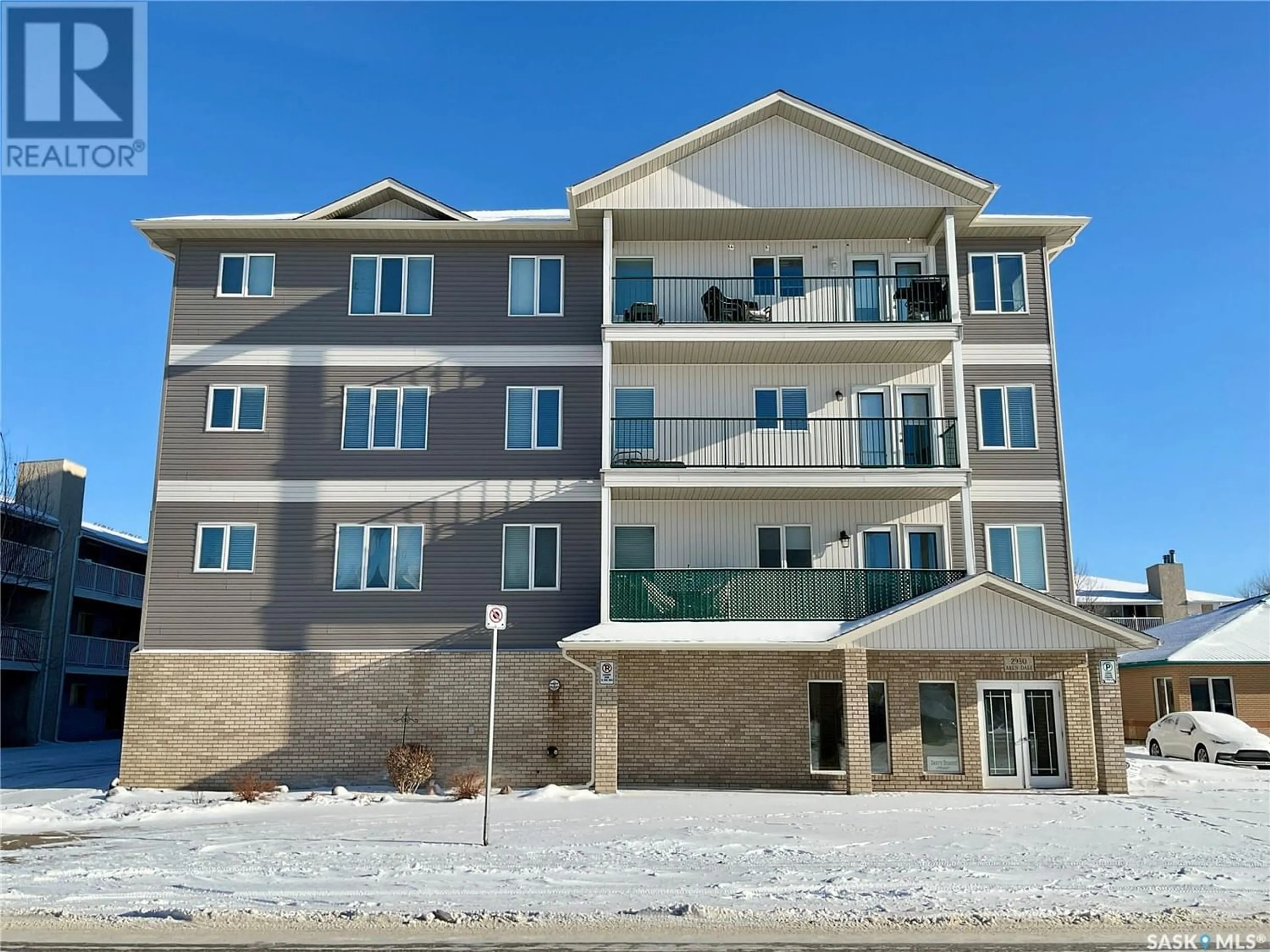 A pic from exterior of the house or condo for 202 2930 Arens ROAD, Regina Saskatchewan S4V1N8
