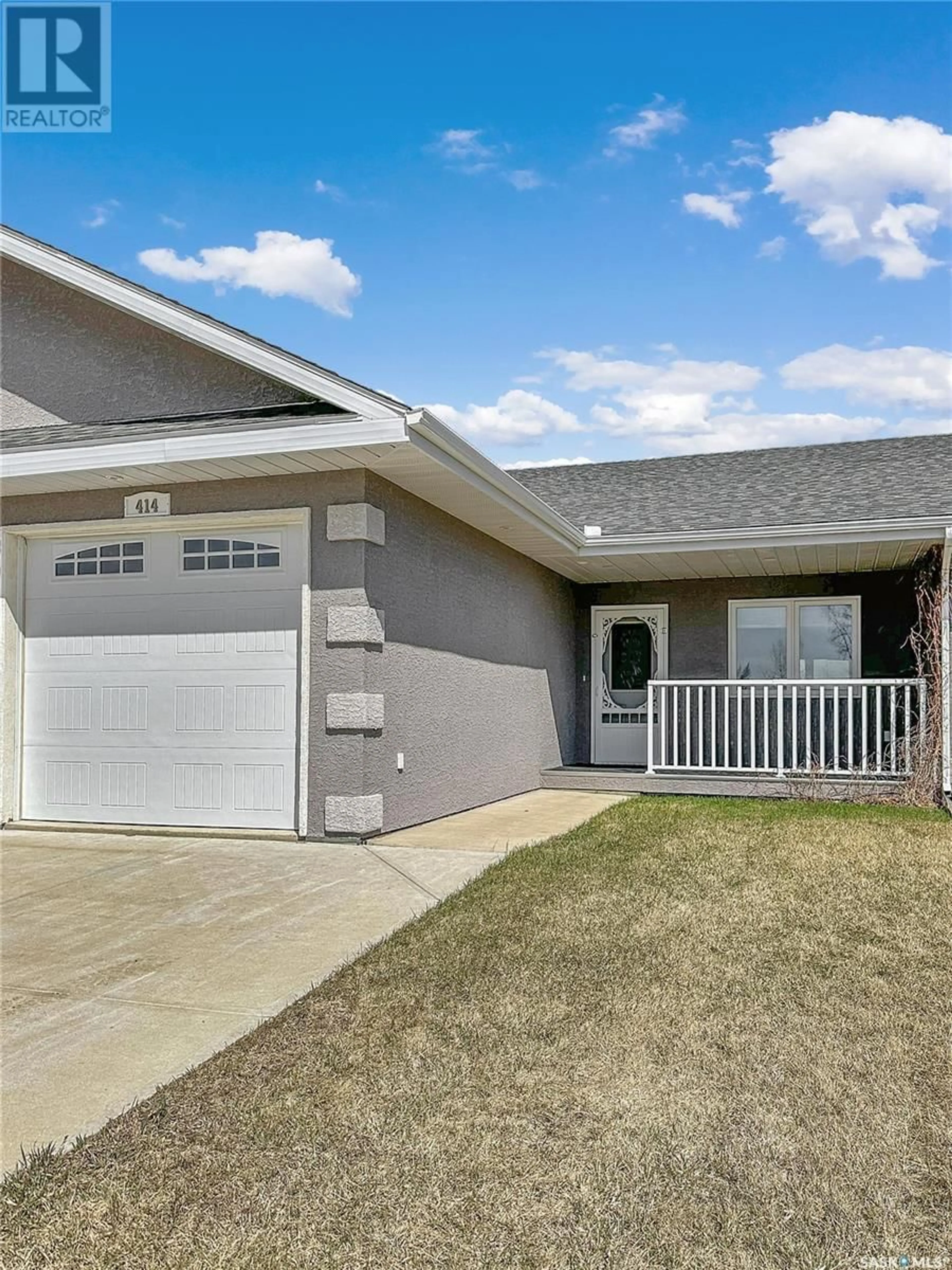 Frontside or backside of a home for 414 Park AVENUE, Esterhazy Saskatchewan S0A0X0