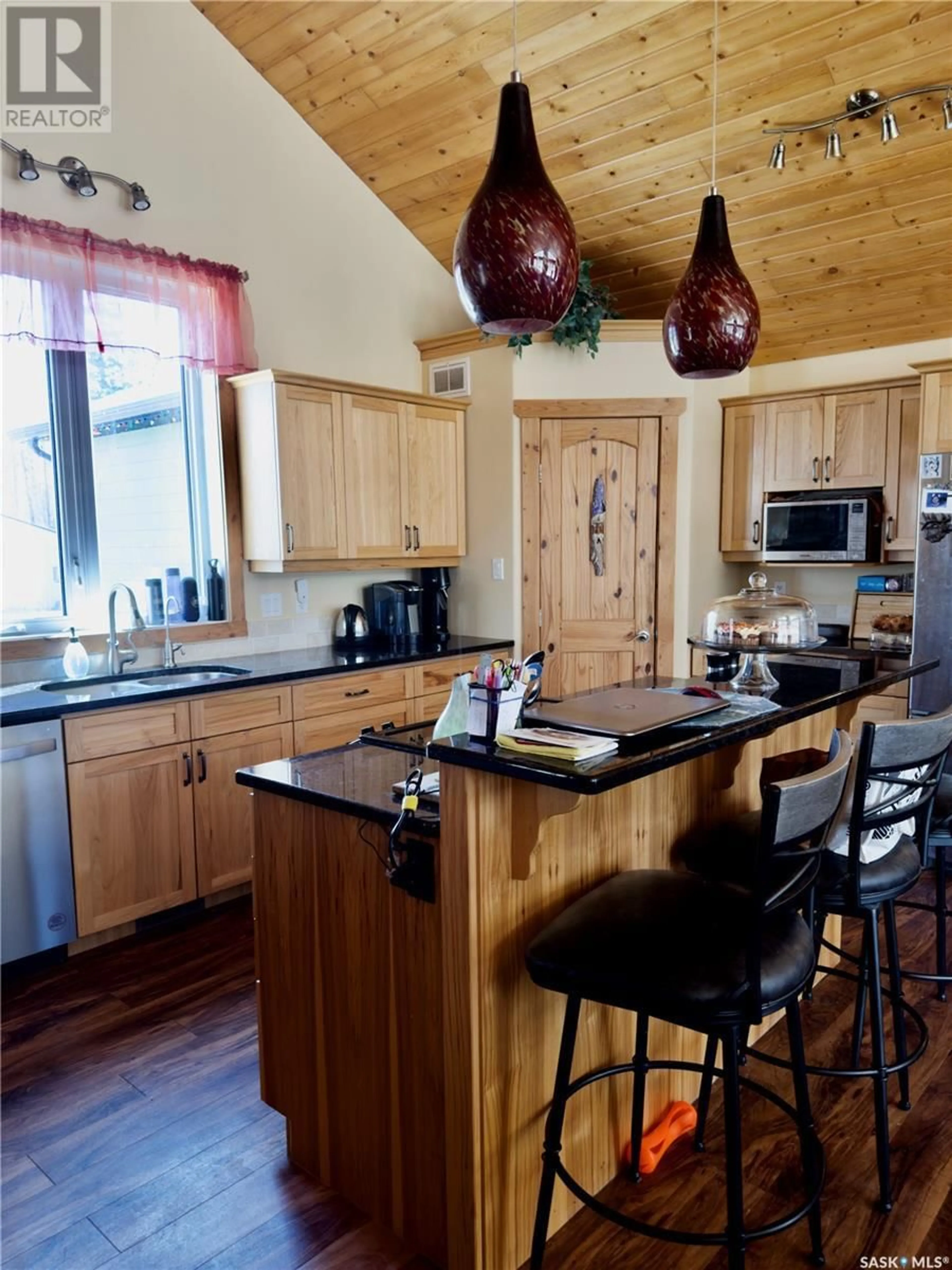 Rustic kitchen for 960 Boundary ROAD, Lakeland Rm No. 521 Saskatchewan S0J0N0