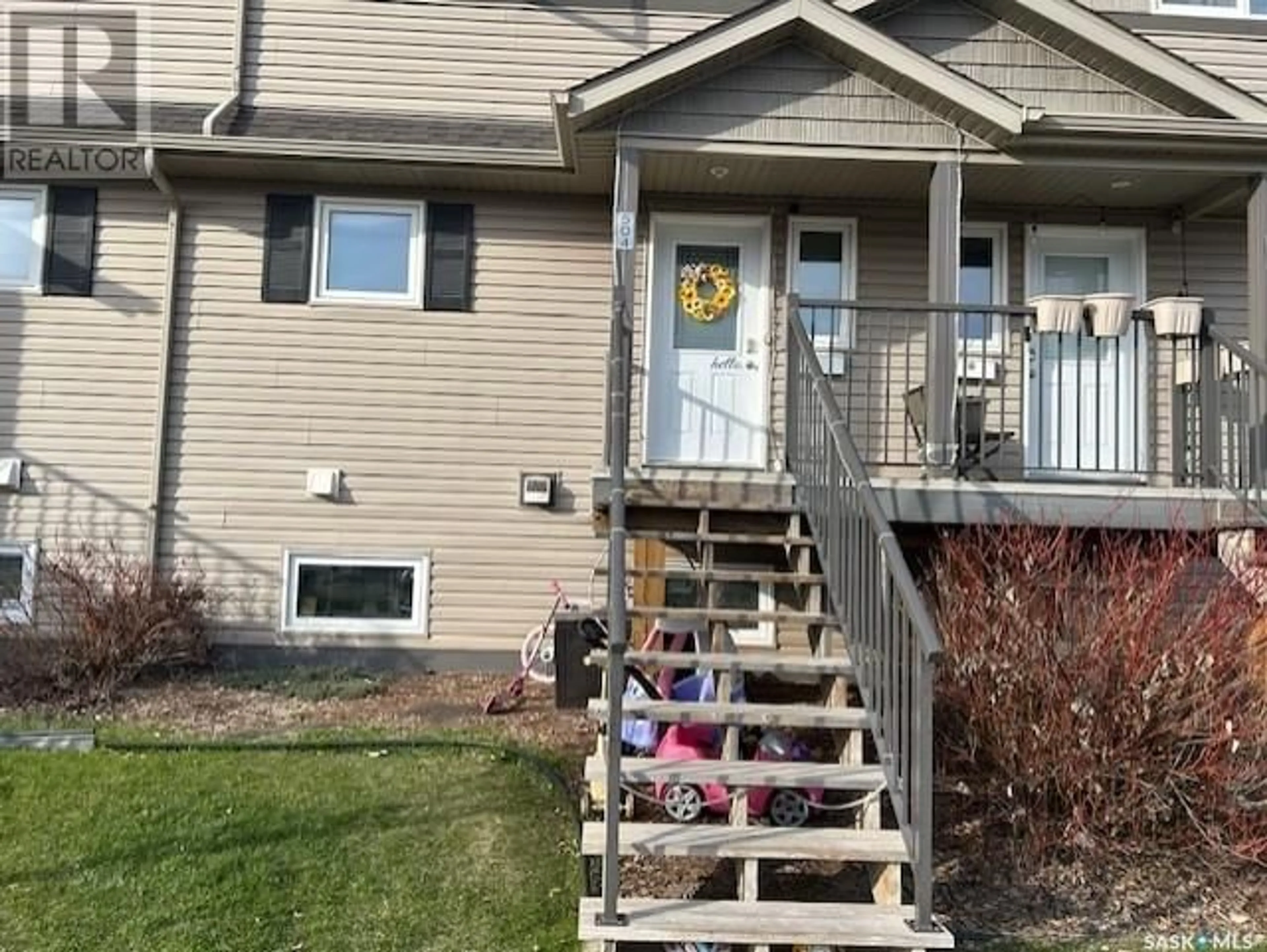 A pic from exterior of the house or condo for 504 1303 Richardson ROAD, Saskatoon Saskatchewan S7R0L1