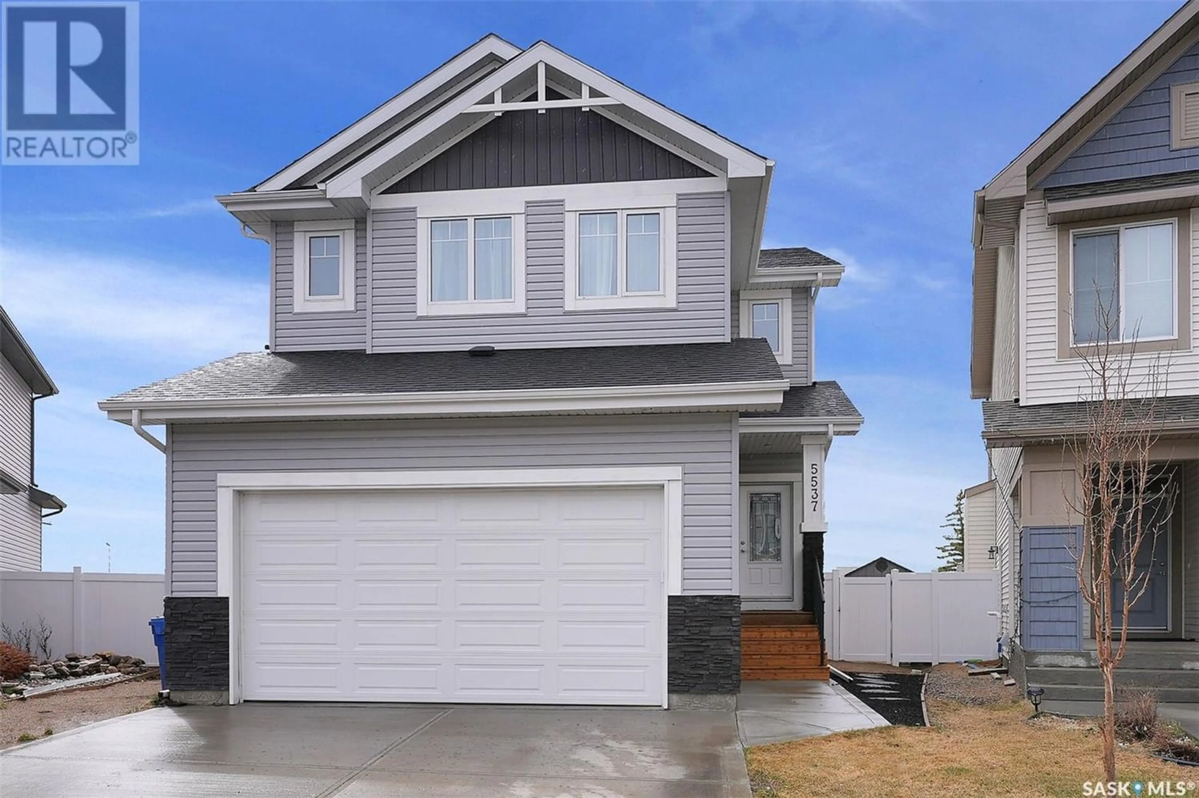 Frontside or backside of a home for 5537 Gilbert CRESCENT, Regina Saskatchewan S4W0J4