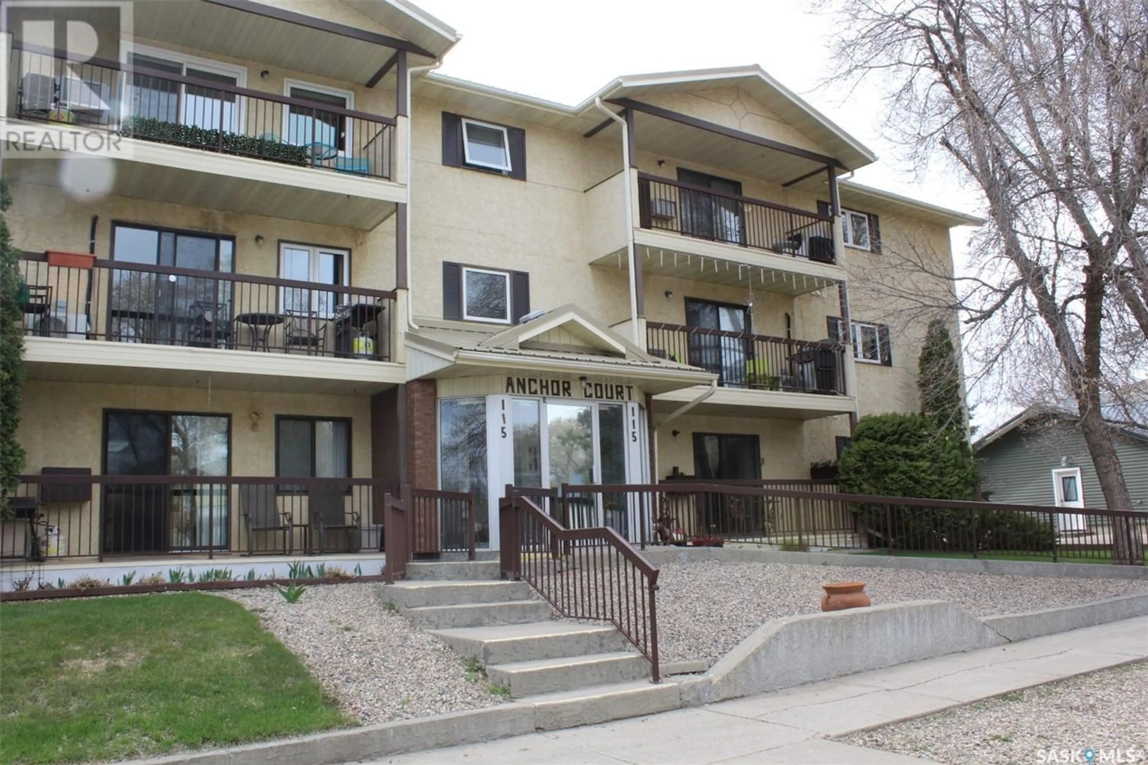 A pic from exterior of the house or condo for 103 115 8th STREET, Weyburn Saskatchewan S4H1E1