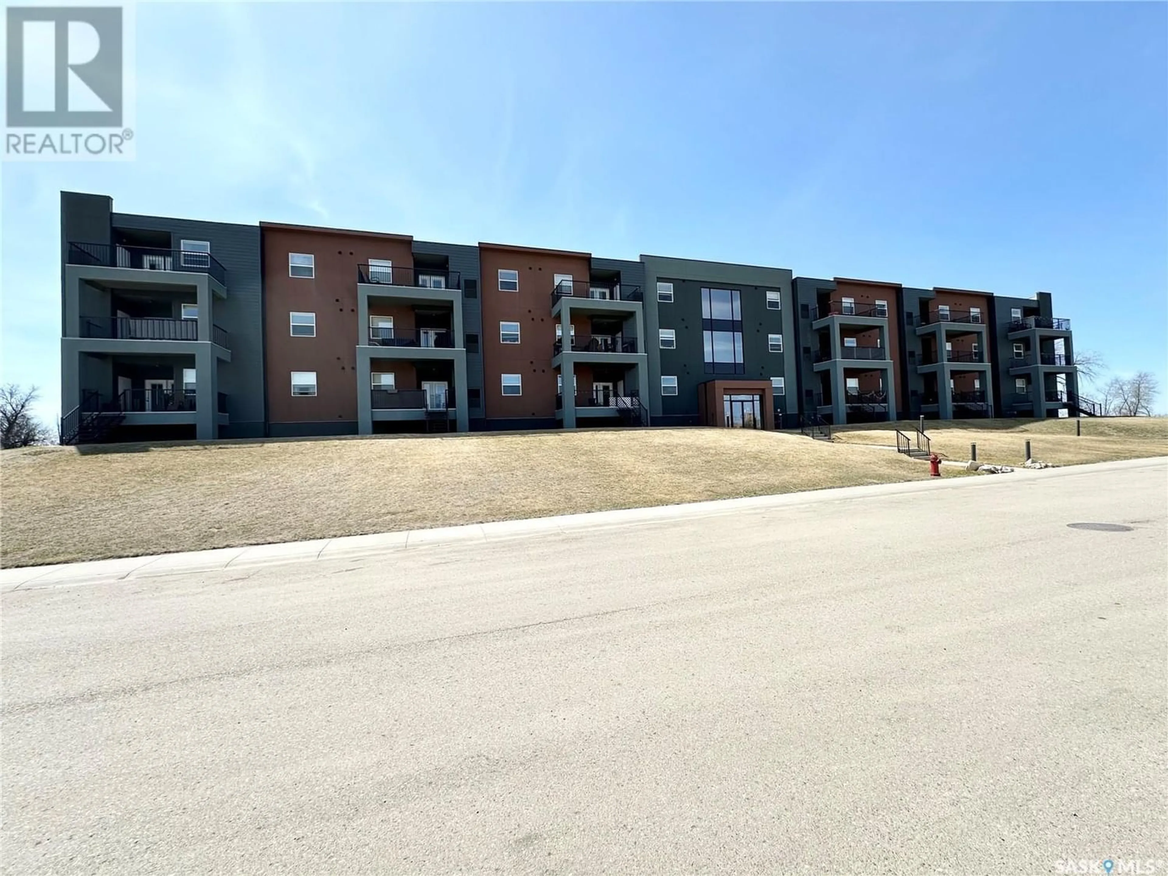 A pic from exterior of the house or condo for 104 71 Riverwood DRIVE, Weyburn Saskatchewan S4H3P8