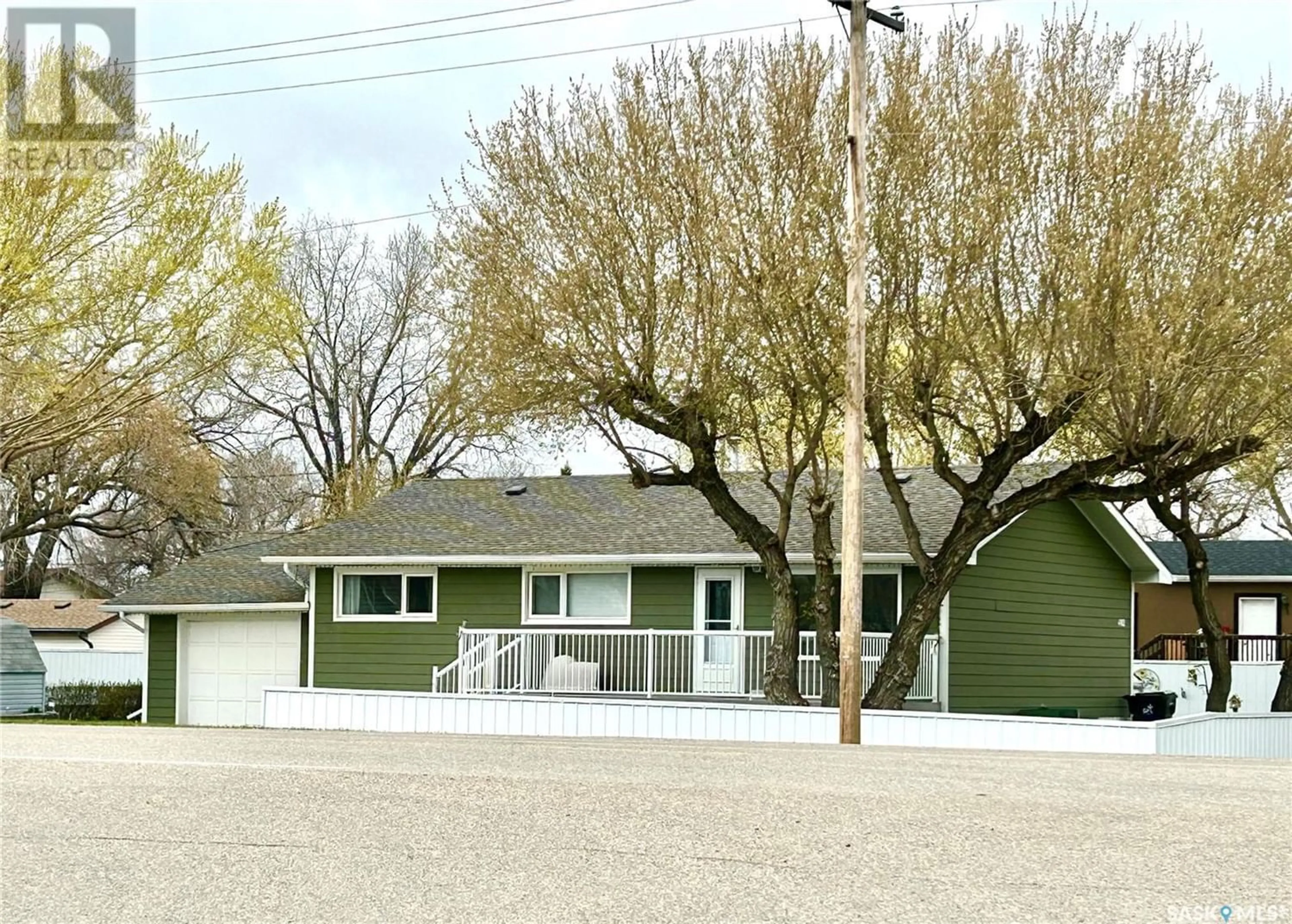 A pic from exterior of the house or condo for 402 ALDRIDGE STREET, Bienfait Saskatchewan S0C0M0