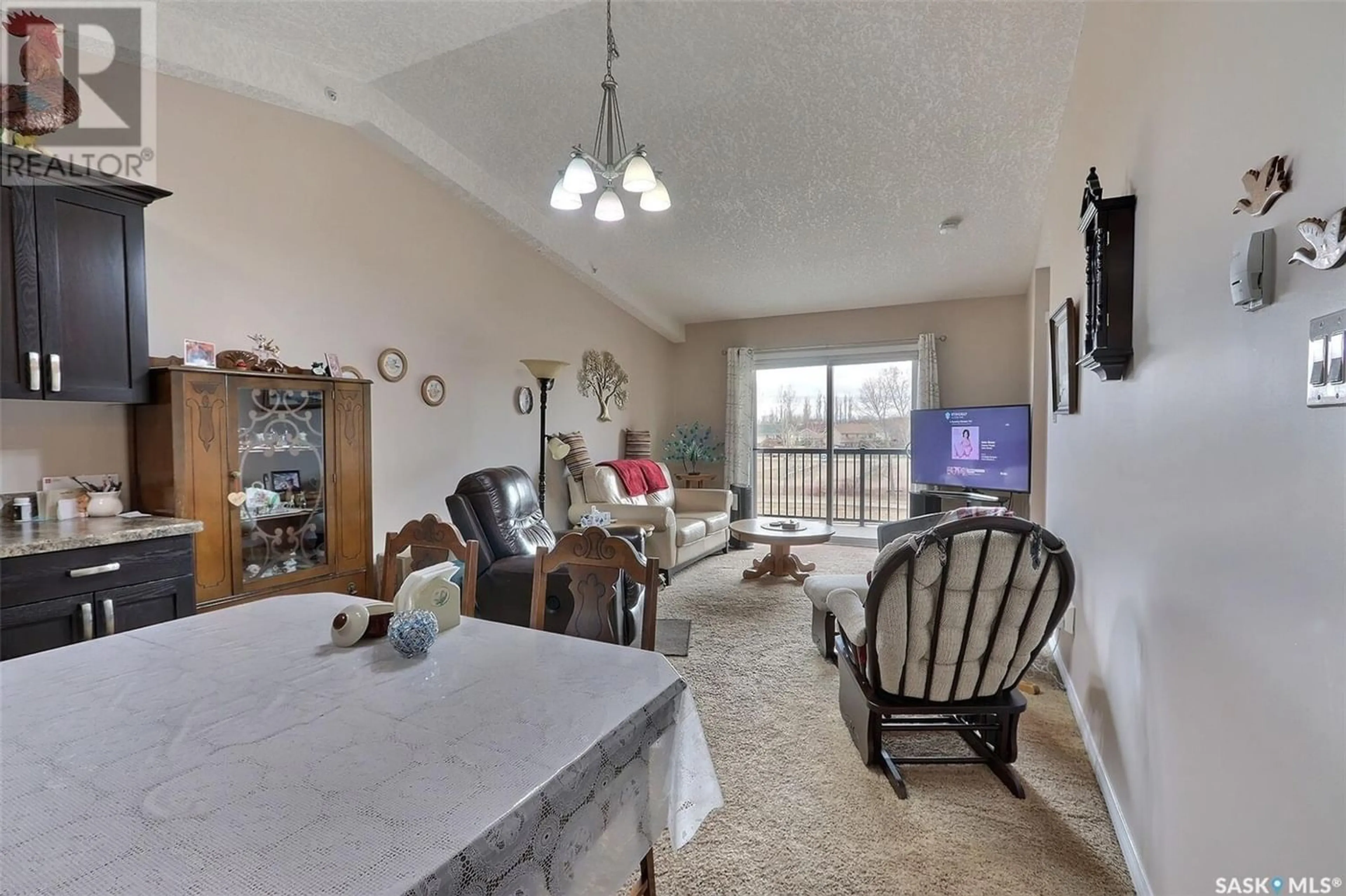 Living room for 401 1501 15th STREET E, Prince Albert Saskatchewan S6V4C4