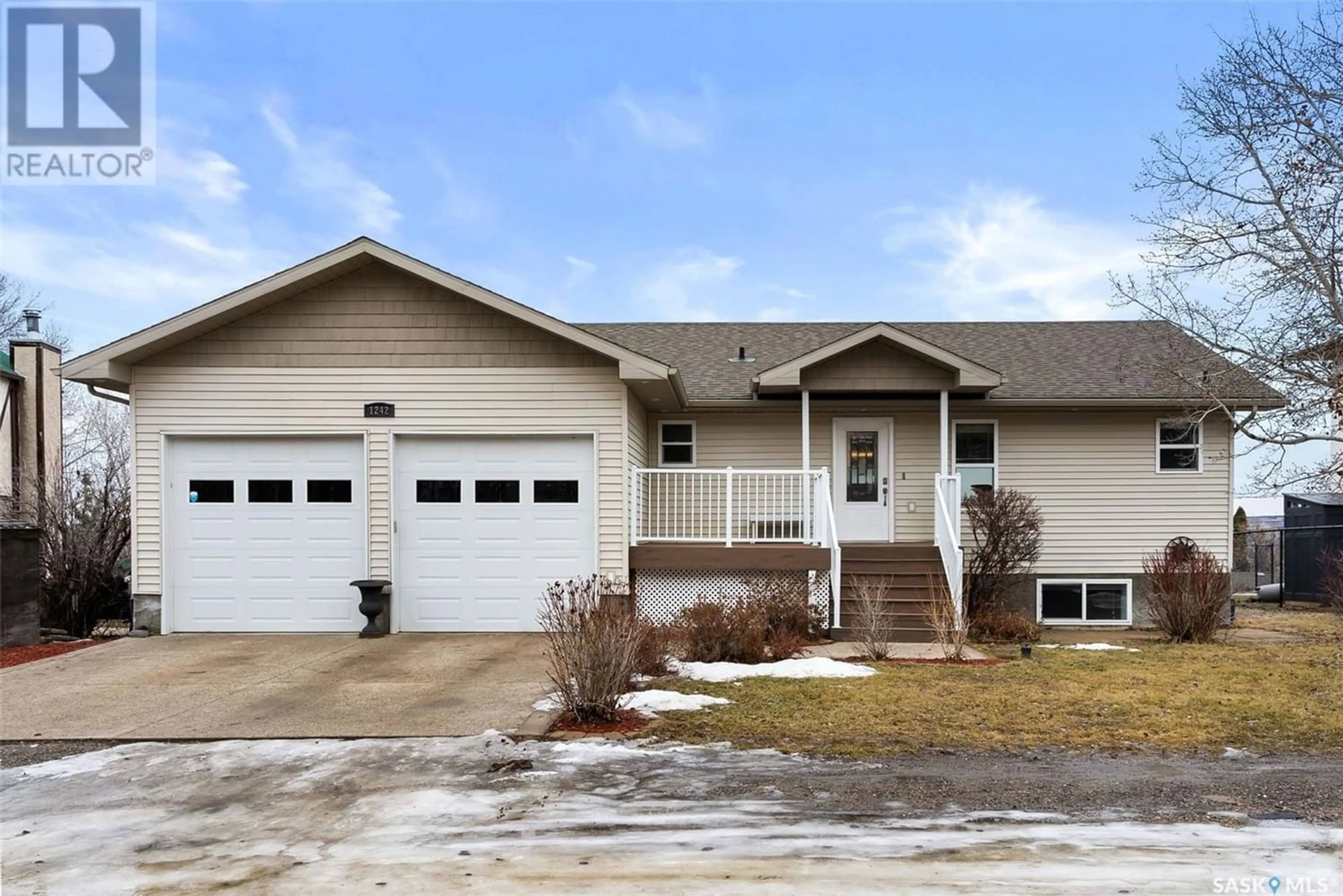Frontside or backside of a home for 1242 Highwood AVENUE, Buena Vista Saskatchewan S2V1A6