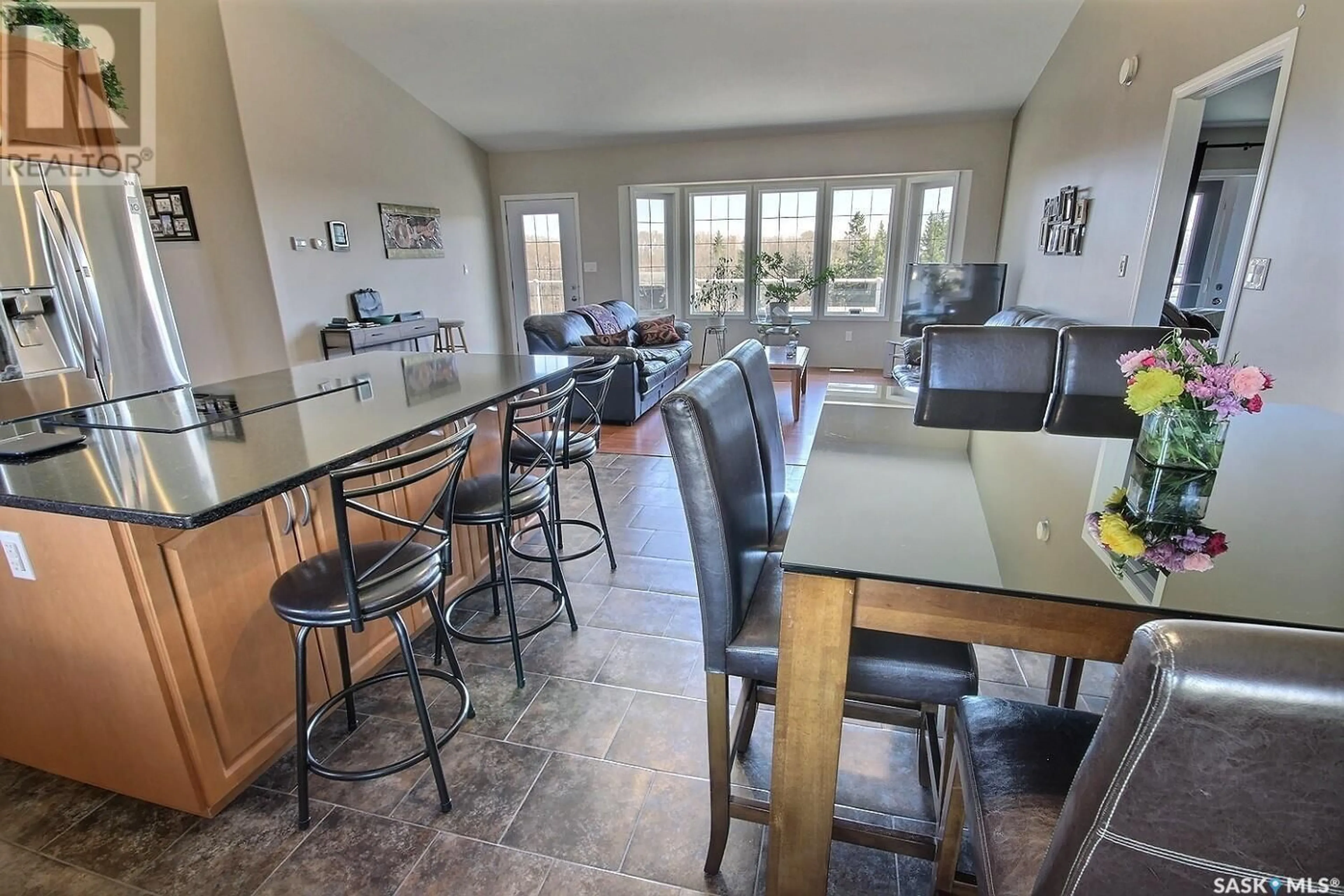 Dining room, wood floors, cottage for NE 04-54-22-W3 Frenchman Butte, Frenchman Butte Rm No. 501 Saskatchewan S0M2T0