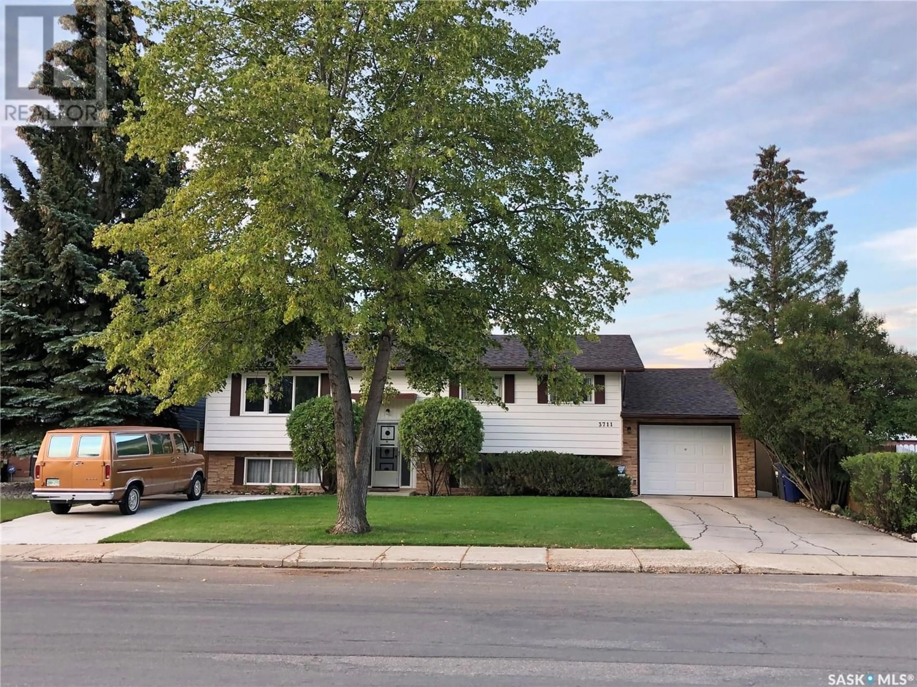 Frontside or backside of a home for 3711 Balfour STREET, Saskatoon Saskatchewan S7H3Z5