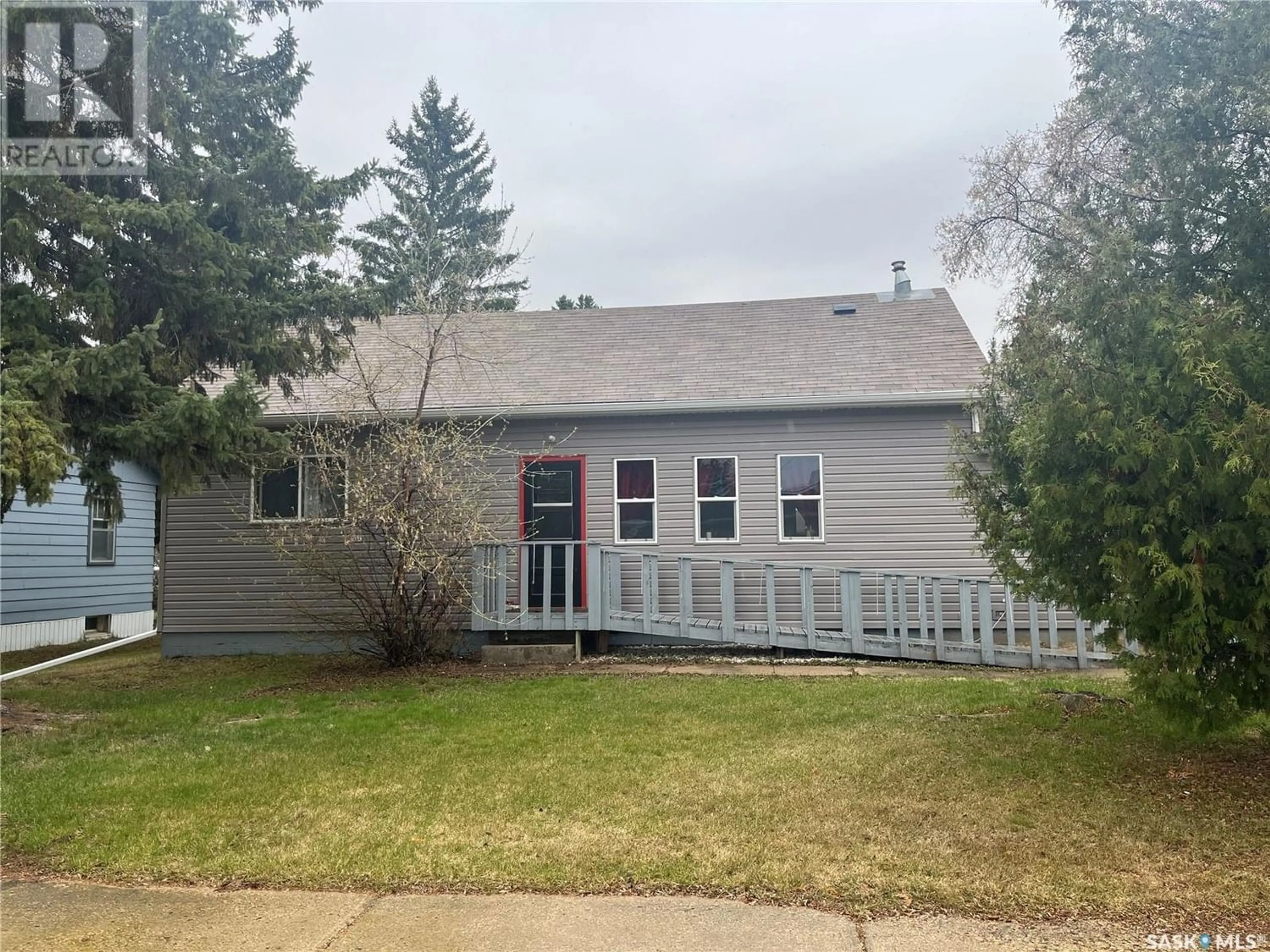 Frontside or backside of a home for 318 1st AVENUE E, Blaine Lake Saskatchewan S0J1R0