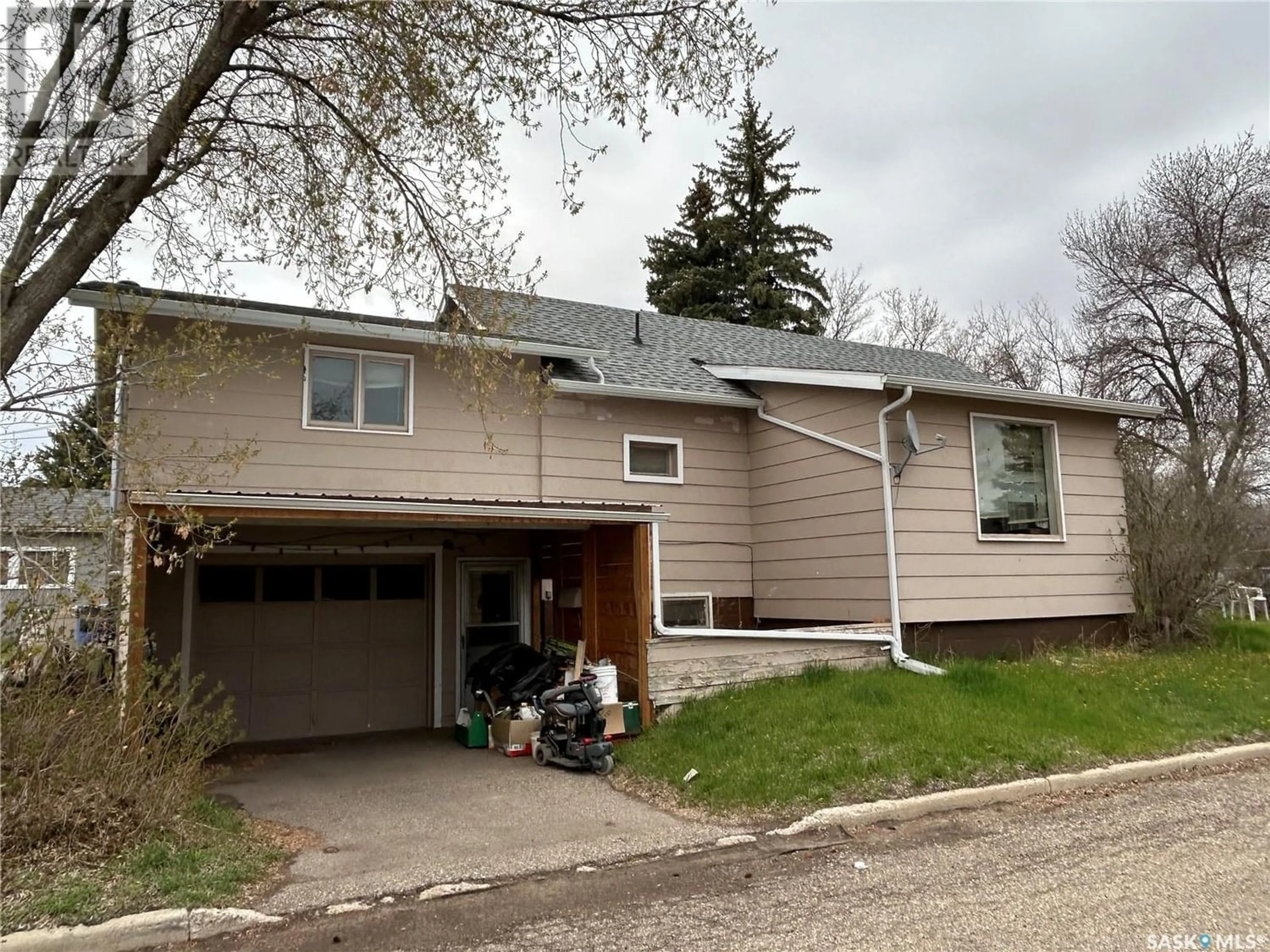 Frontside or backside of a home for 16 Antrim STREET, Lanigan Saskatchewan S0K2M0