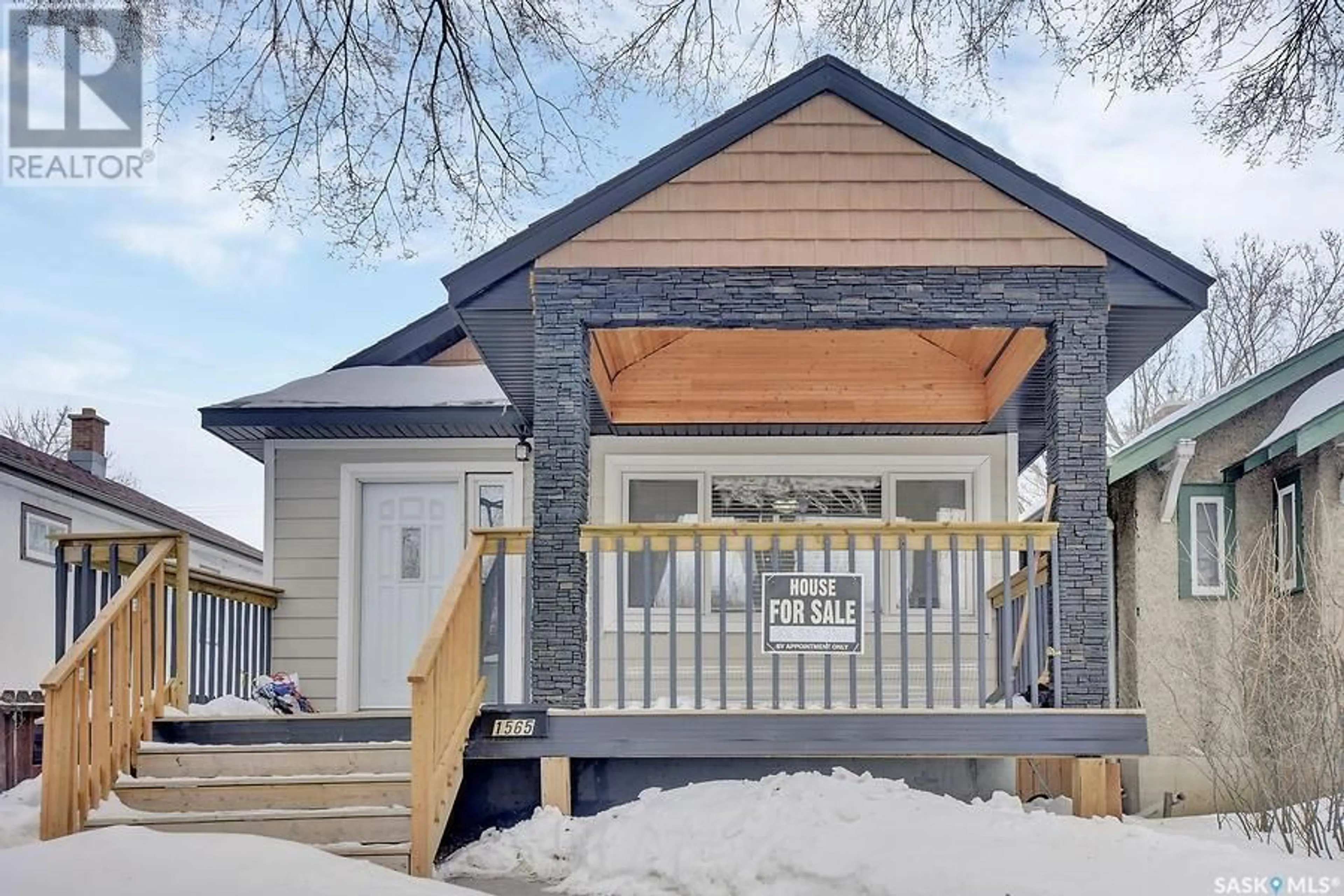 Frontside or backside of a home for 1565 Rae STREET, Regina Saskatchewan S4T2C8