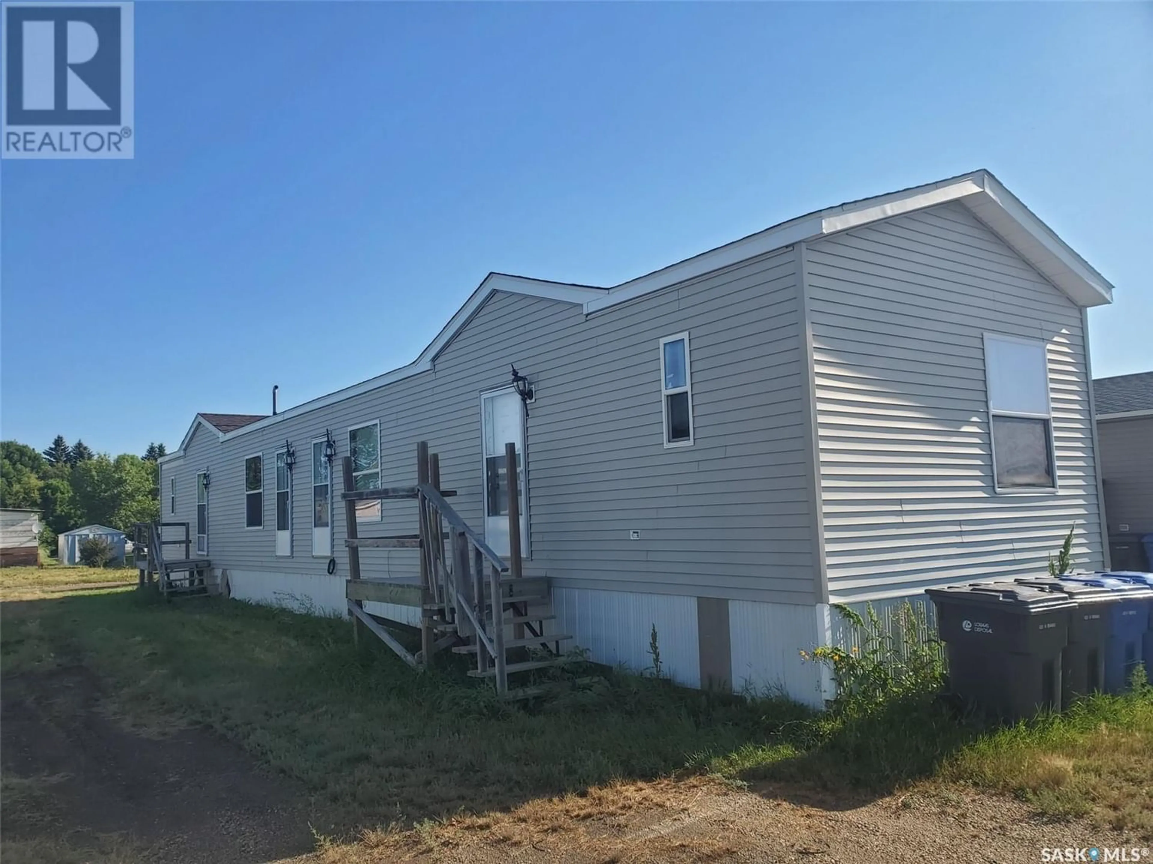 A pic from exterior of the house or condo for 532 Stockton AVENUE, Carlyle Saskatchewan S0C0R0